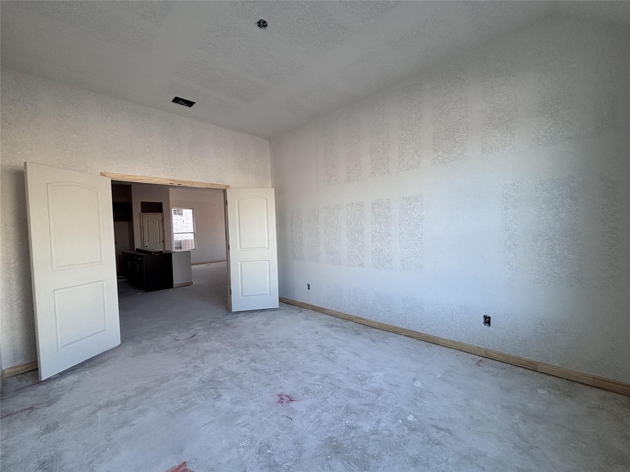 130 Rita Blanca Bnd, Bastrop, TX 78602