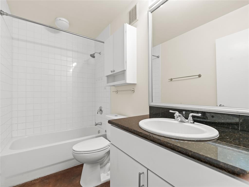 911 Keith Ln # 12, Austin, TX 78705