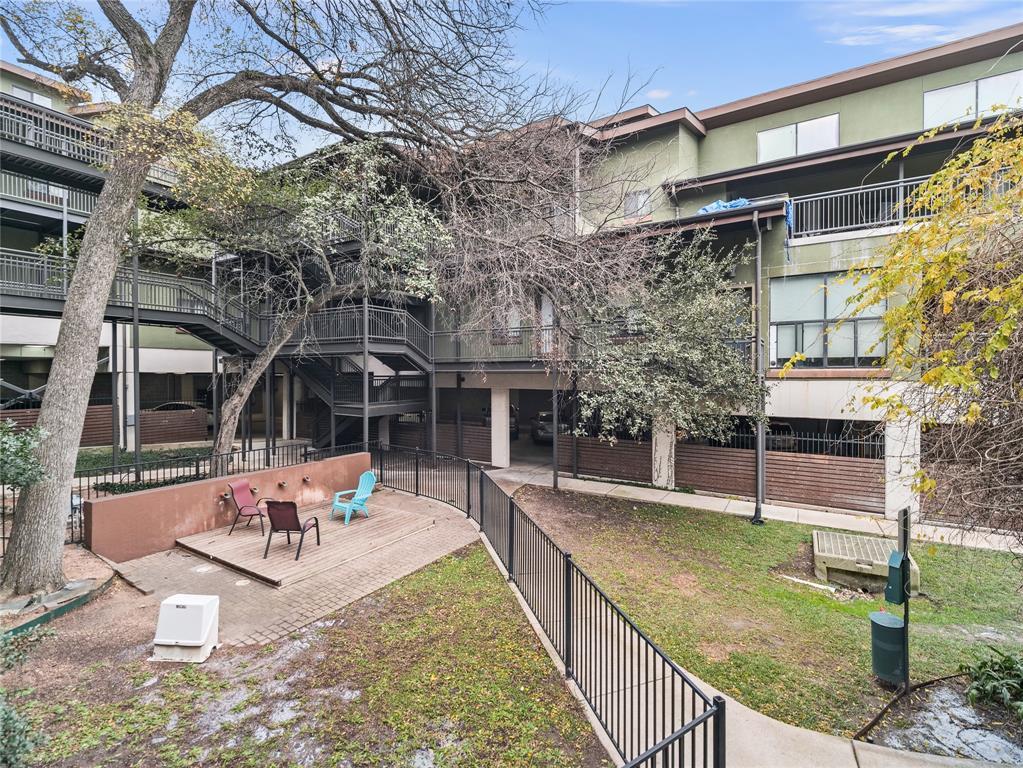 911 Keith Ln # 12, Austin, TX 78705