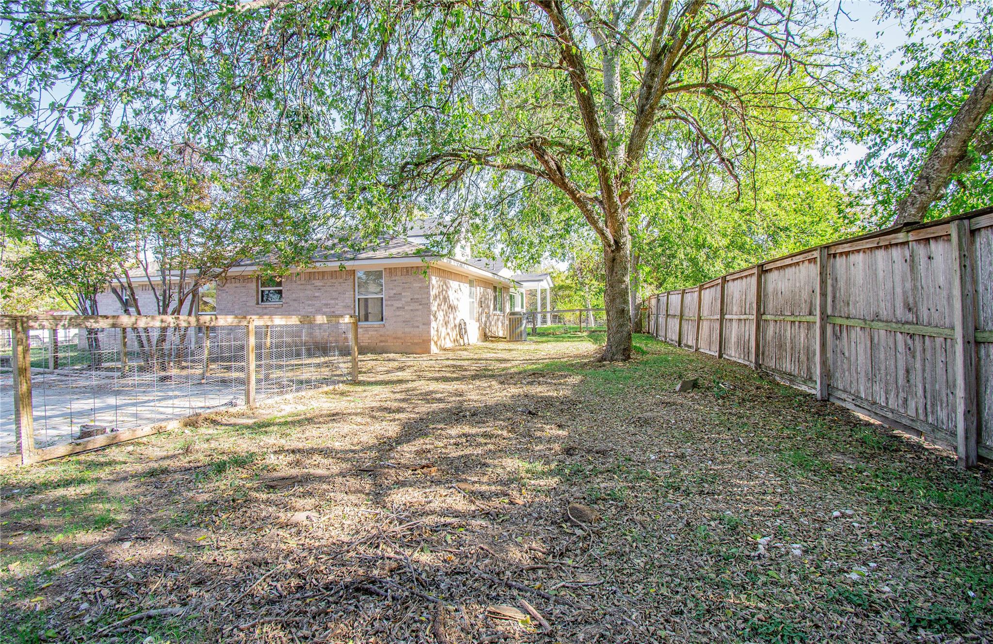 309 Ellis St, San Marcos, TX 78666