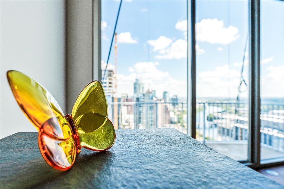 360 Nueces St # 4305, Austin, TX 78701