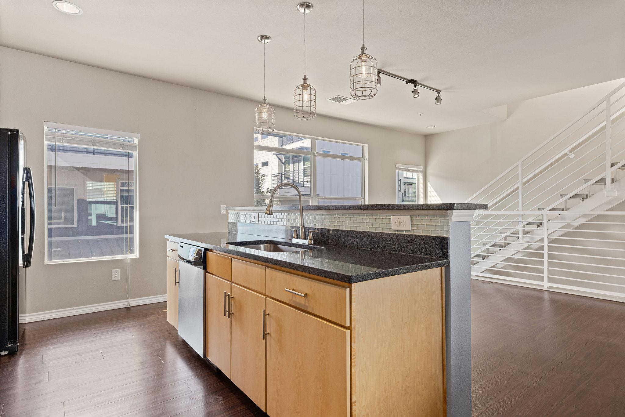 2606 Wilson St # 302, Austin, TX 78704