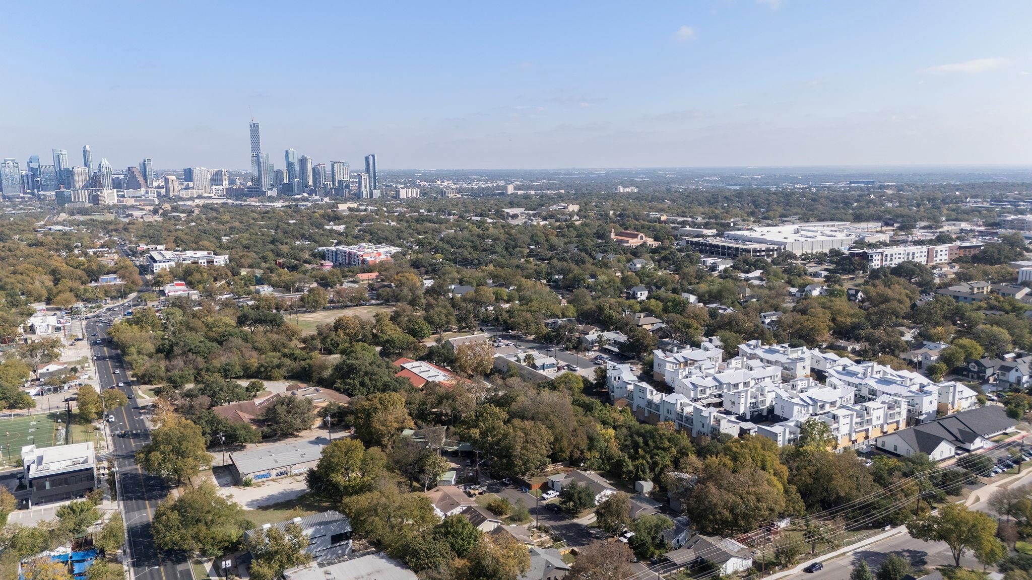 2606 Wilson St # 302, Austin, TX 78704