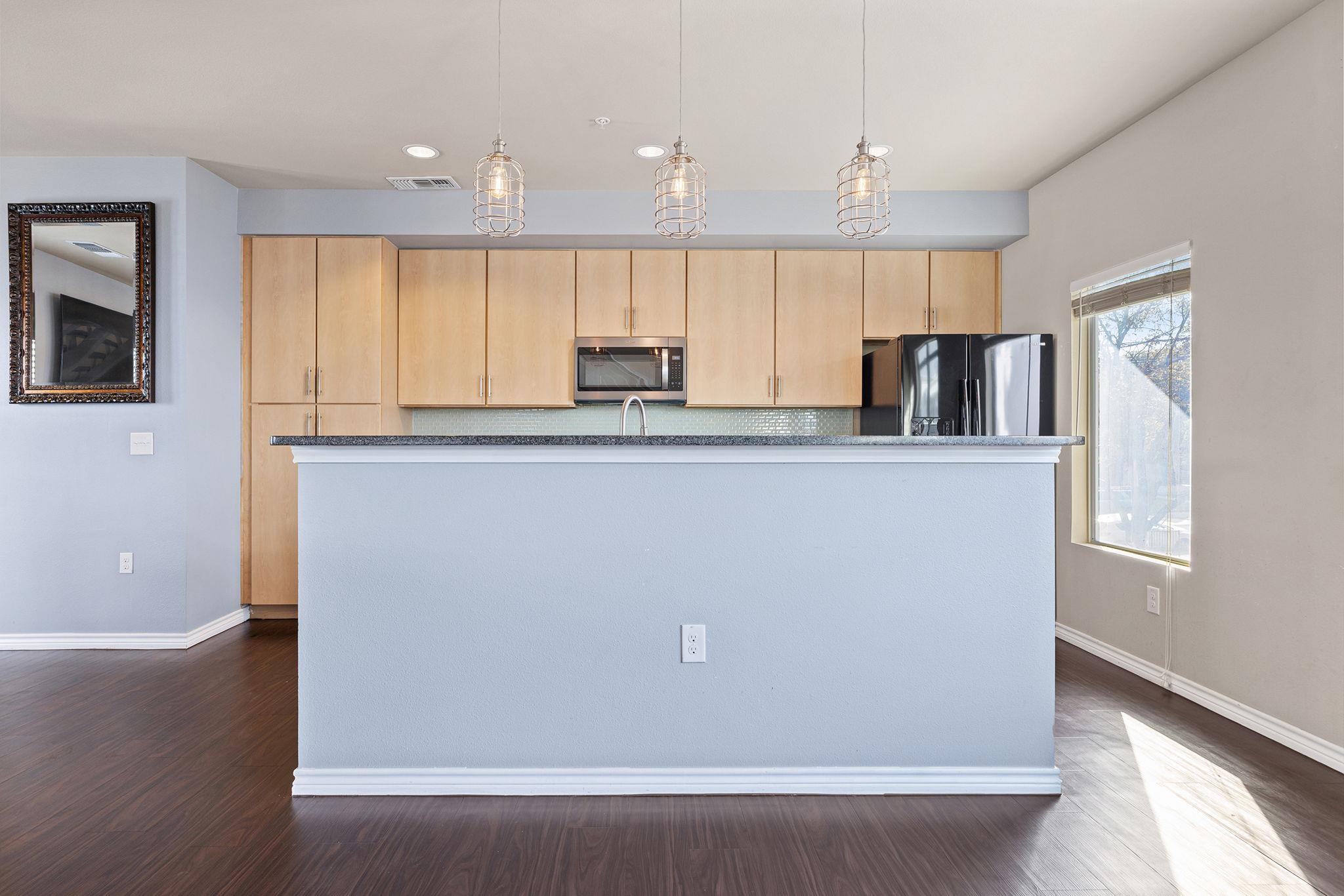 2606 Wilson St # 302, Austin, TX 78704