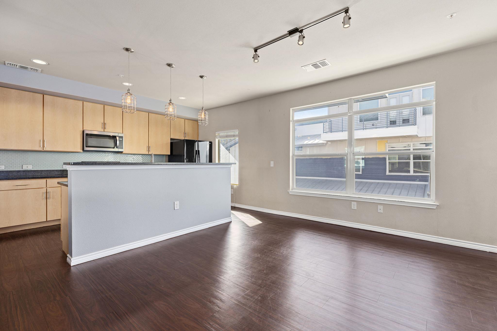 2606 Wilson St # 302, Austin, TX 78704