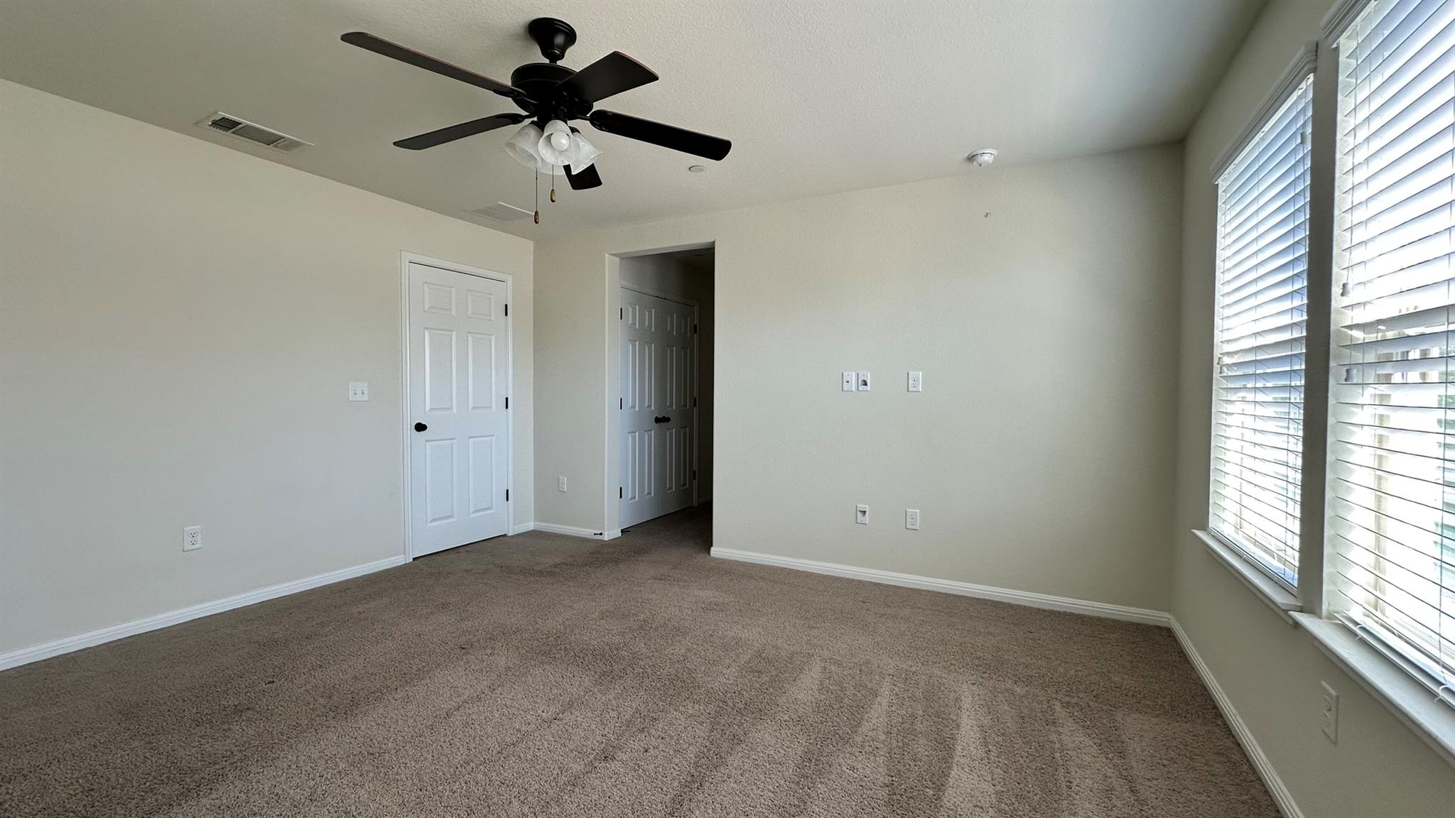 2304 S Lakeline Blvd # 542, Cedar Park, TX 78613