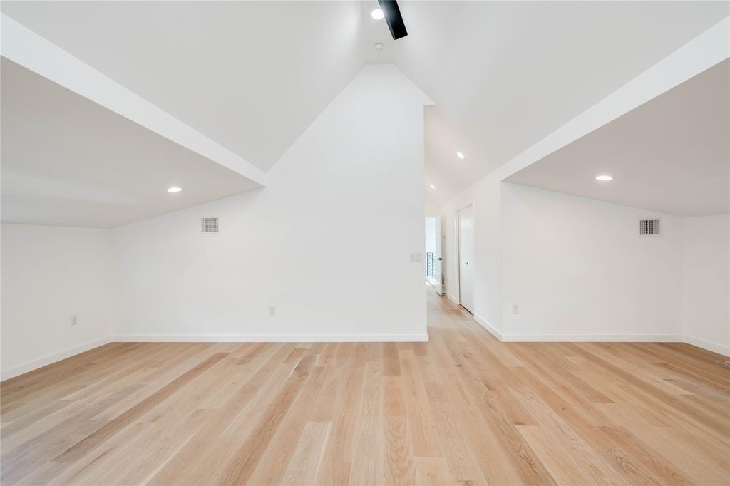 1208 Luna St # 1, Austin, TX 78721