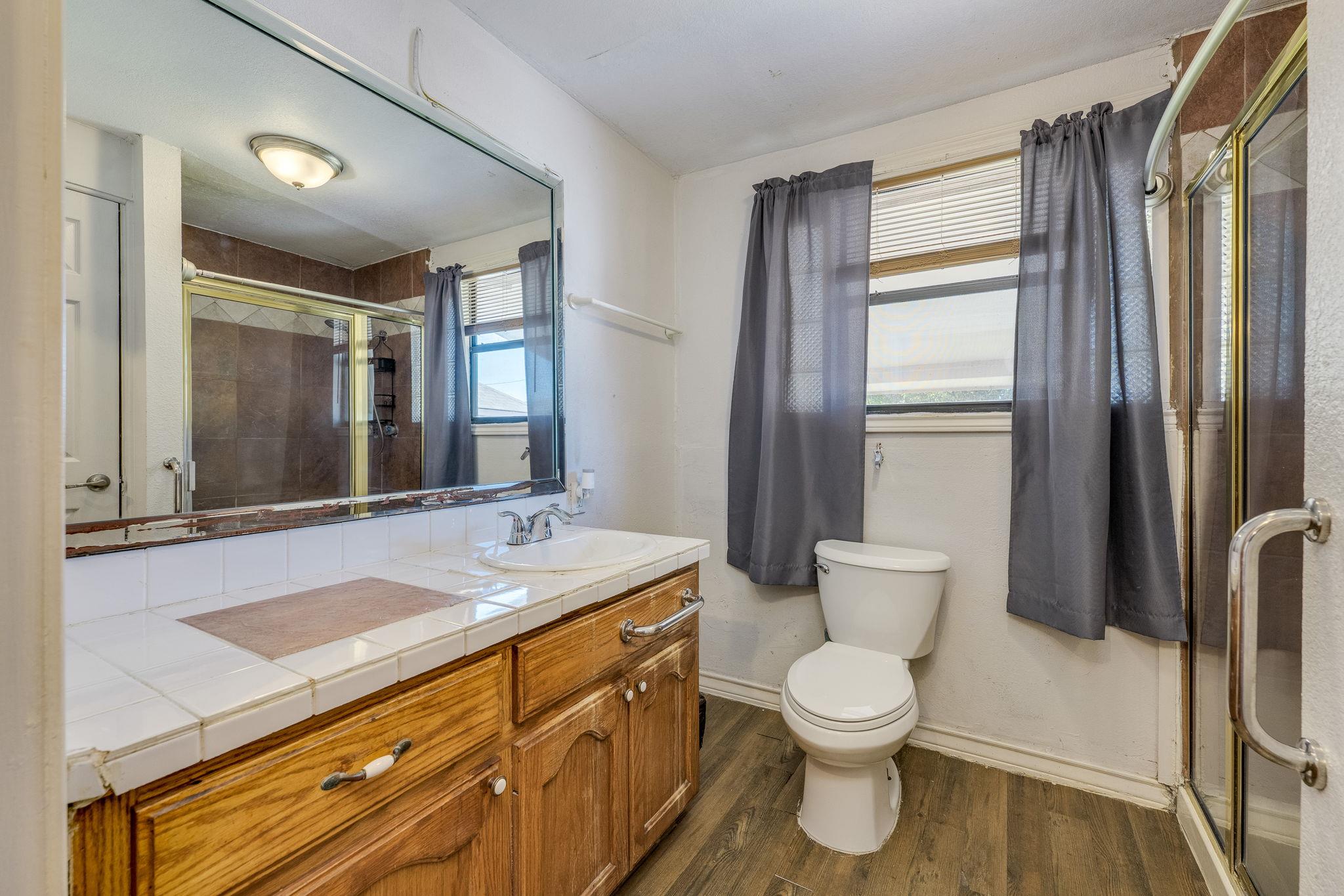 308 Regina Dr, Buda, TX 78610