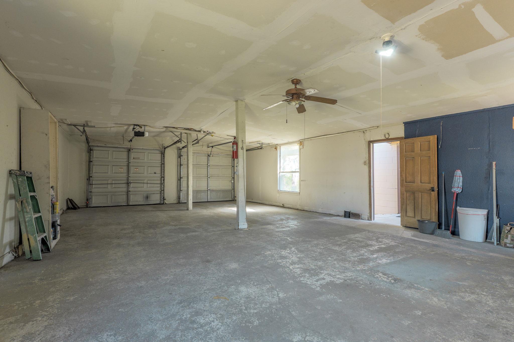 308 Regina Dr, Buda, TX 78610