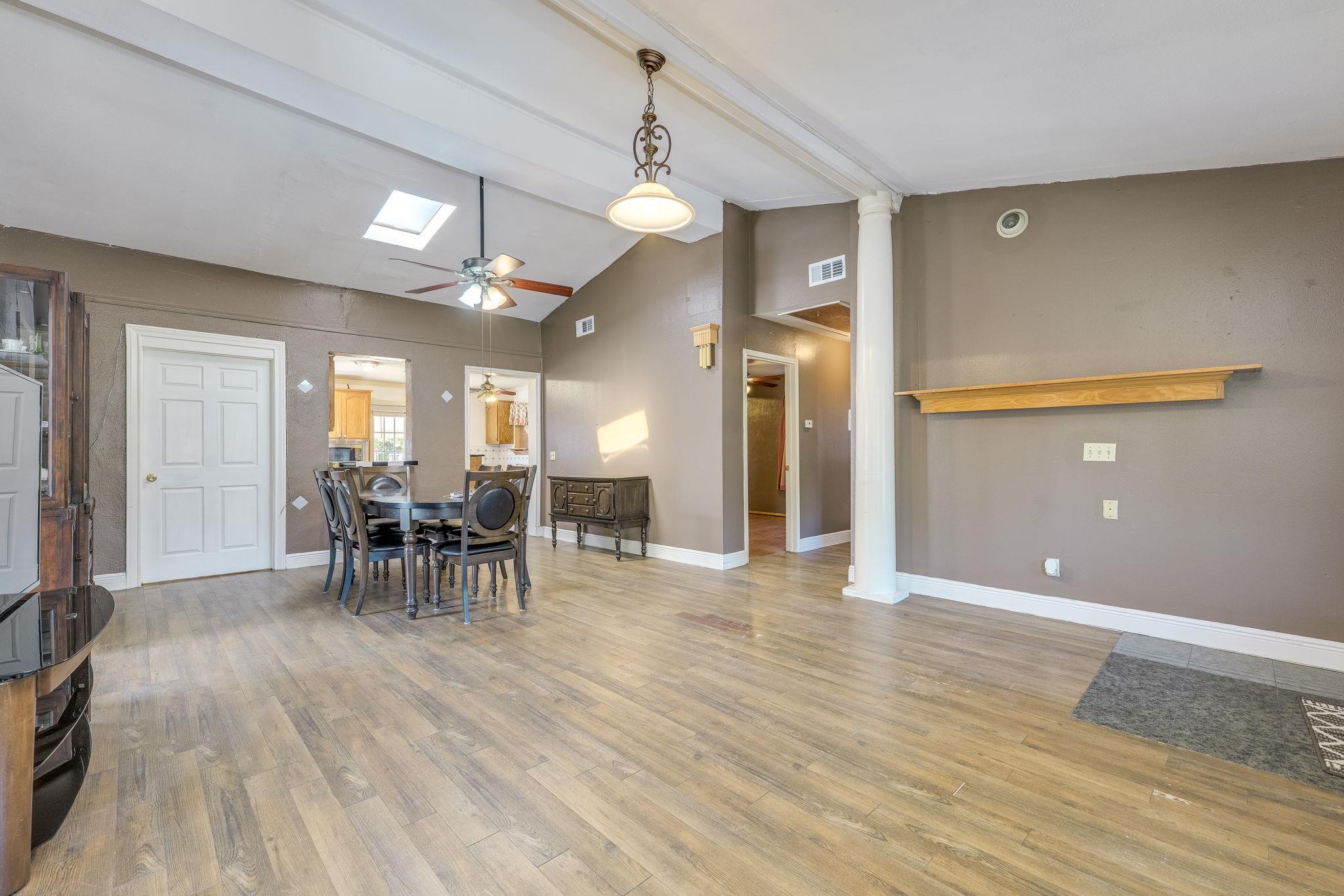 308 Regina Dr, Buda, TX 78610