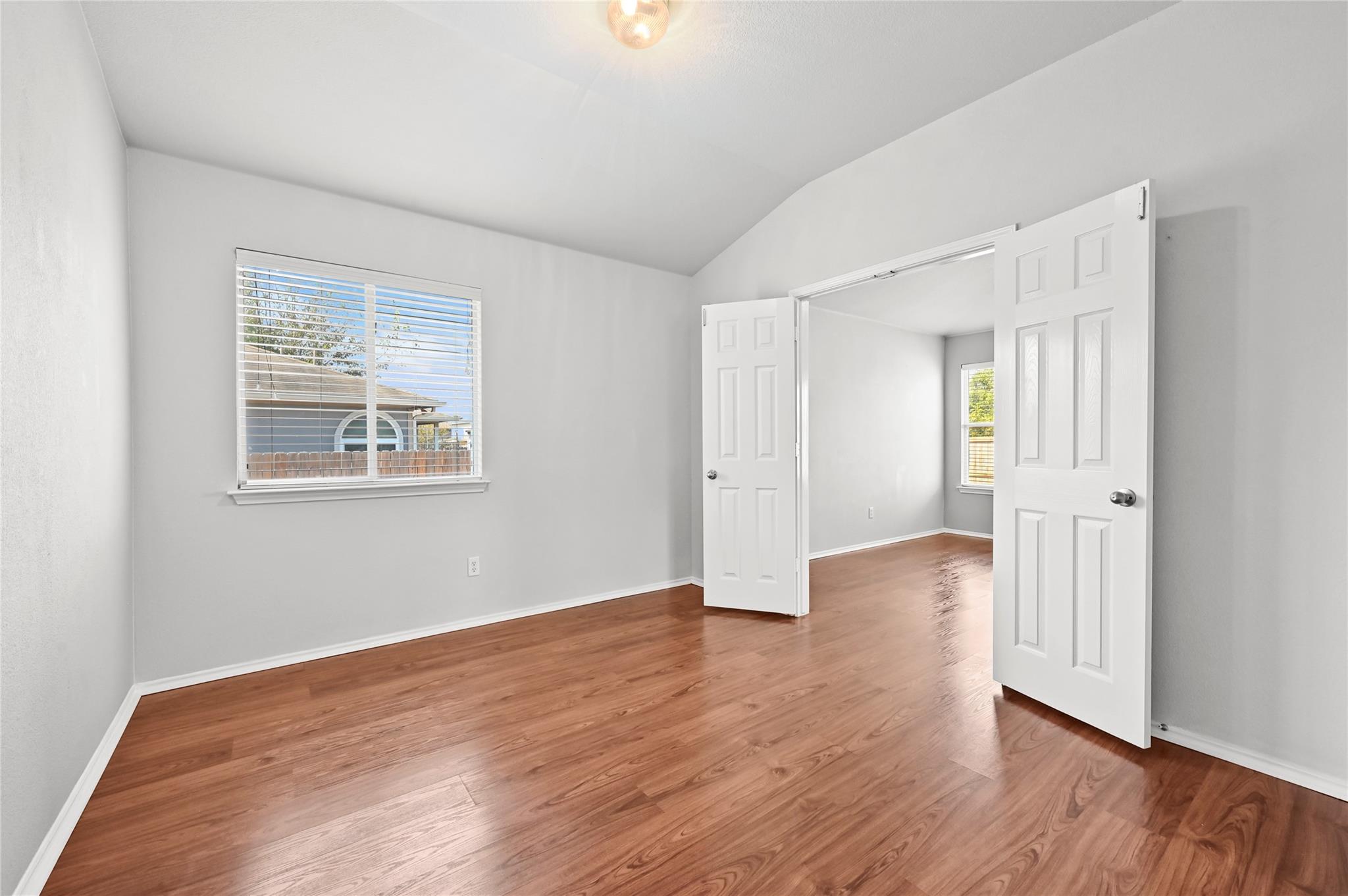 267 Waterloo Dr, Kyle, TX 78640