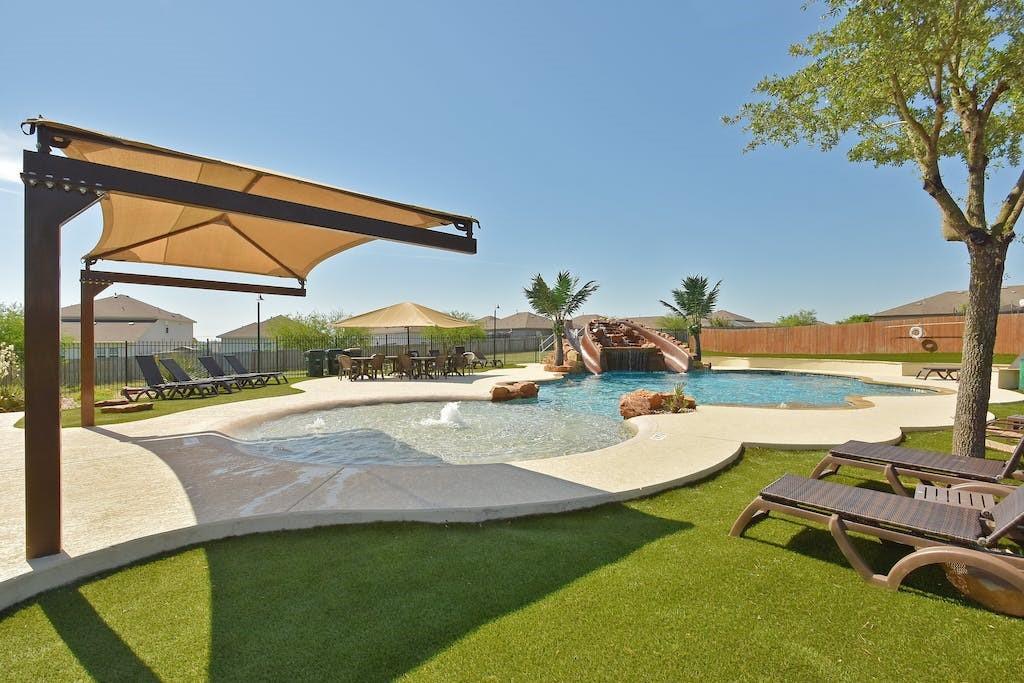 267 Waterloo Dr, Kyle, TX 78640