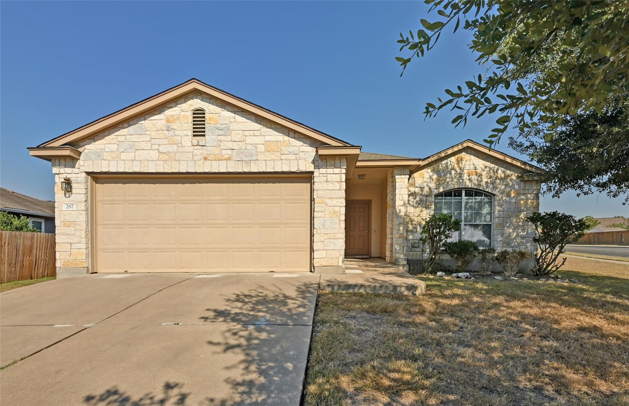 267 Waterloo Dr, Kyle, TX 78640