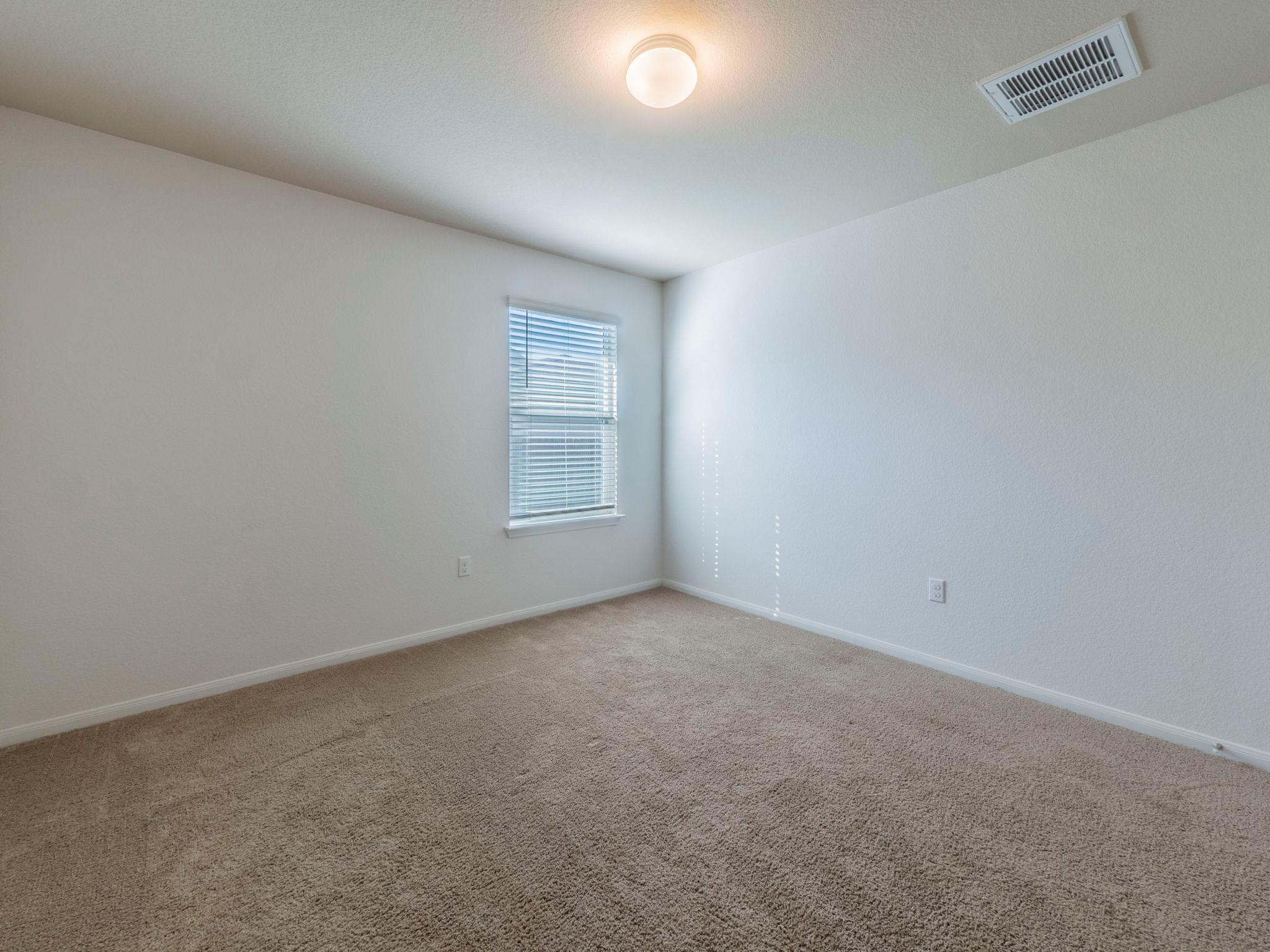 112 Orchard Ln, Kyle, TX 78640