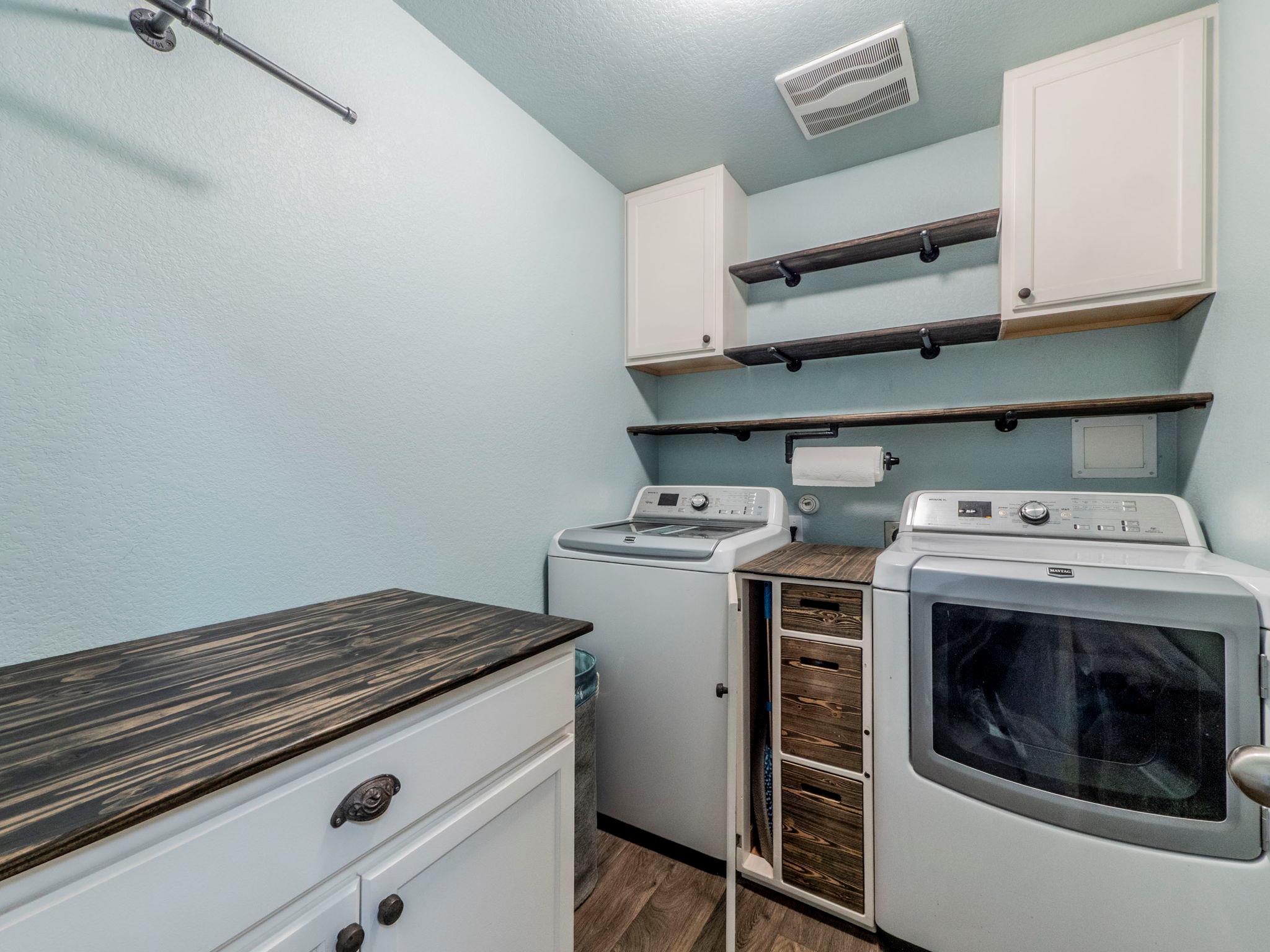 112 Orchard Ln, Kyle, TX 78640