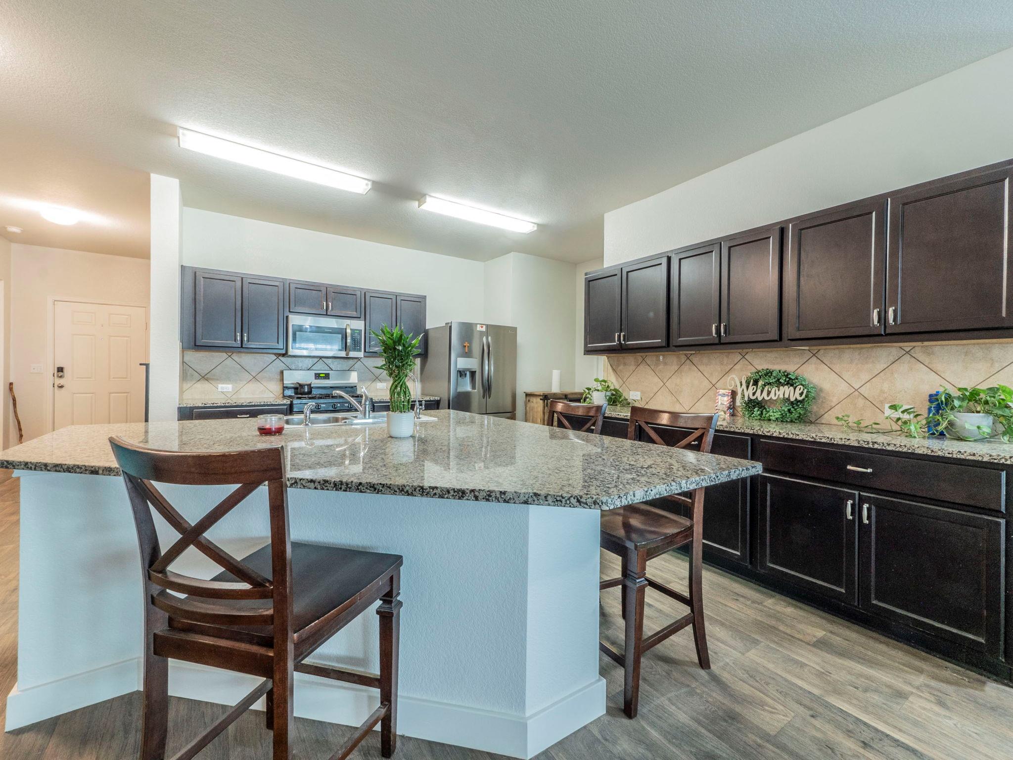 112 Orchard Ln, Kyle, TX 78640