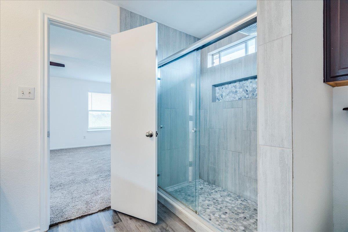 18436 Windtree Ln, Elgin, TX 78621