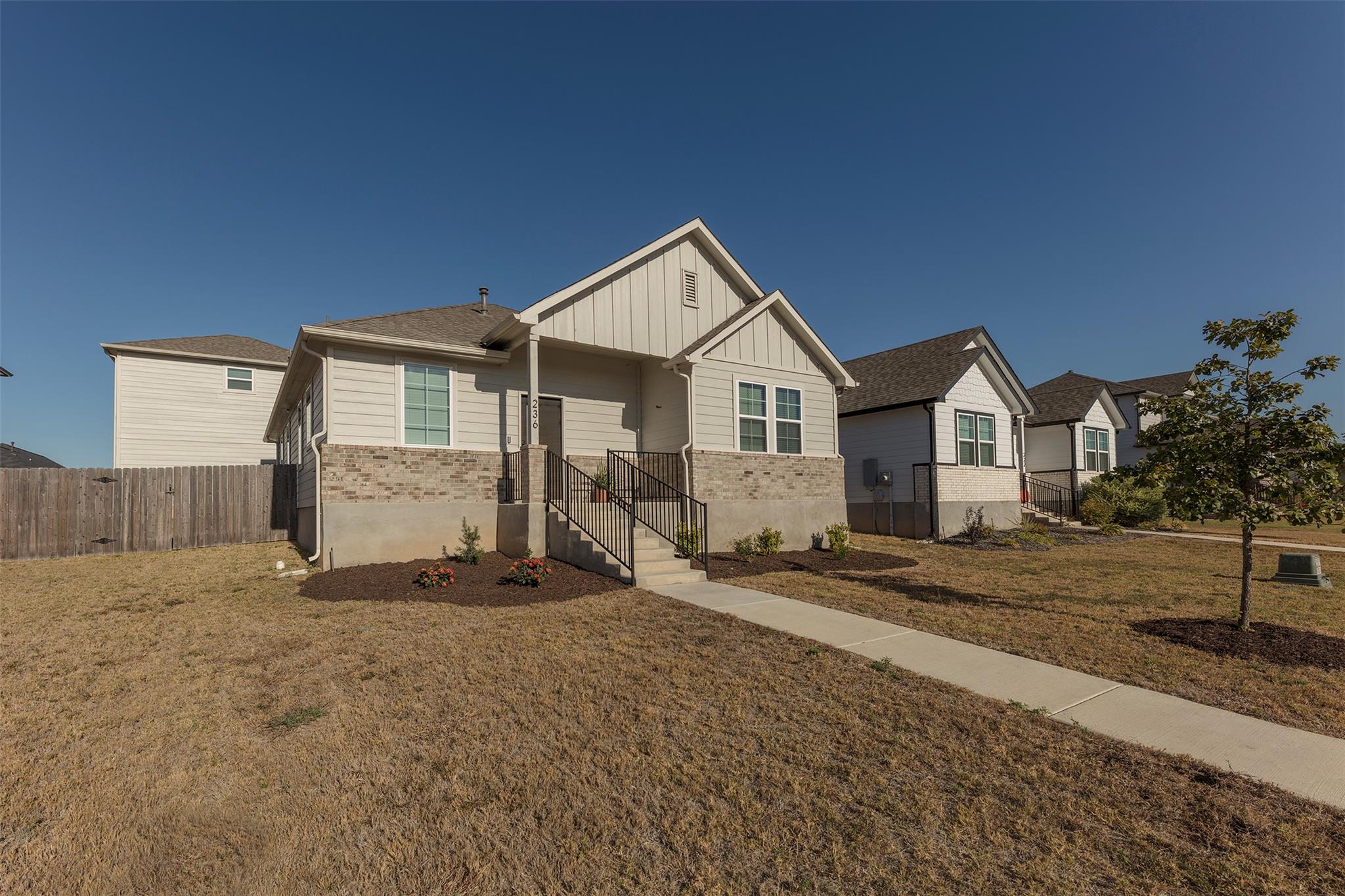 236 Garner, Kyle, TX 78640