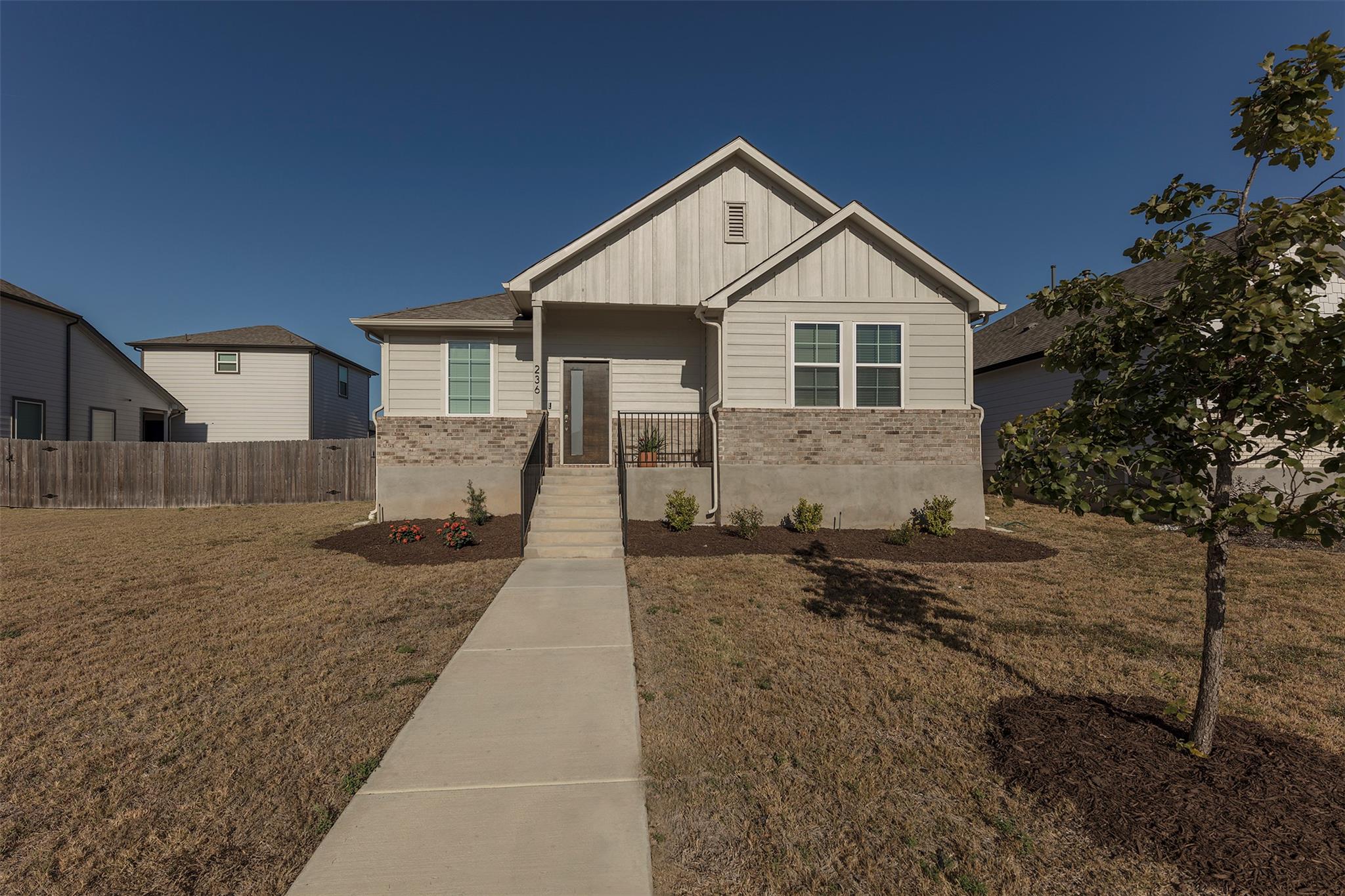 236 Garner, Kyle, TX 78640
