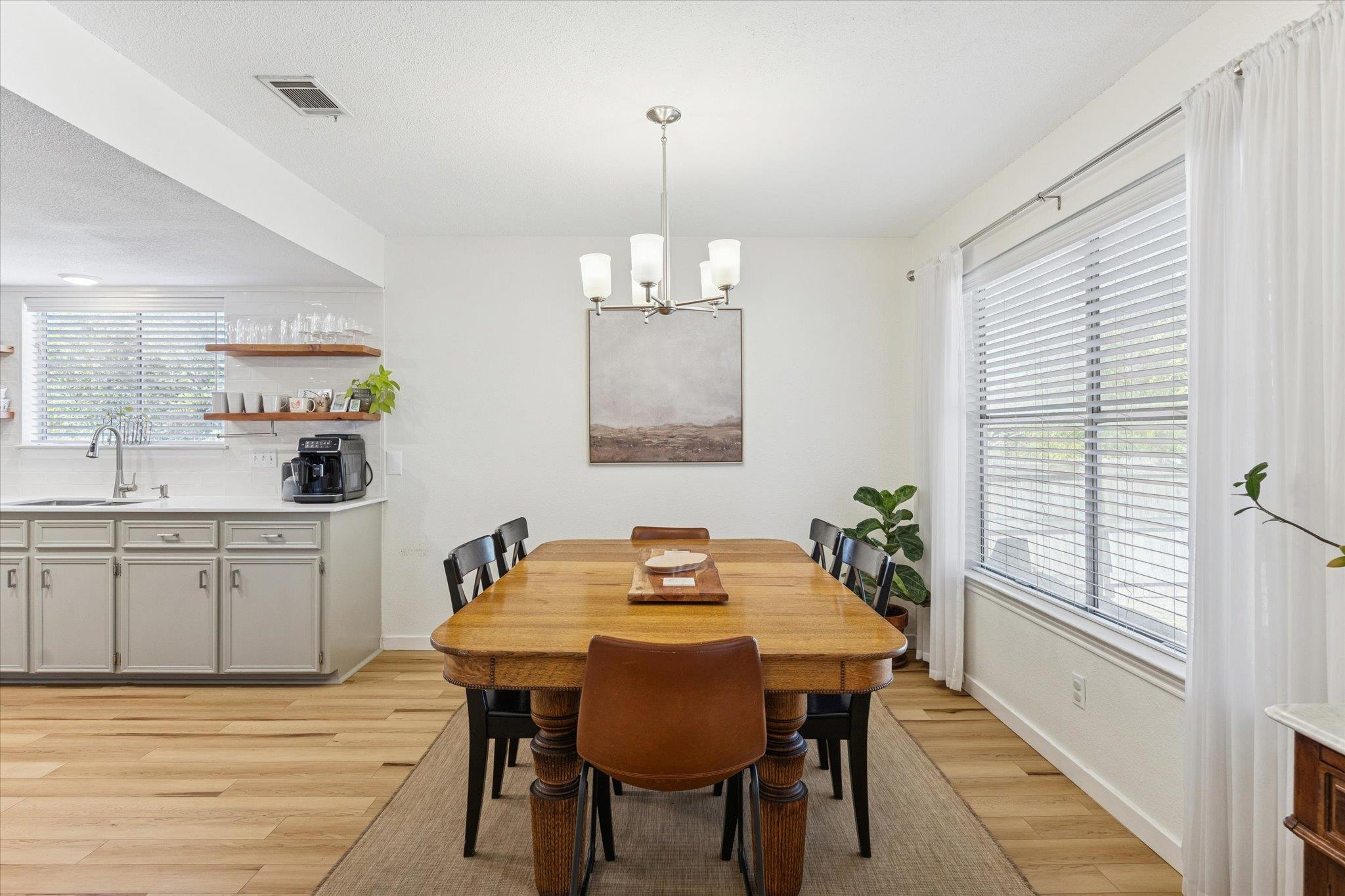 1712 Hamilton St, San Marcos, TX 78666