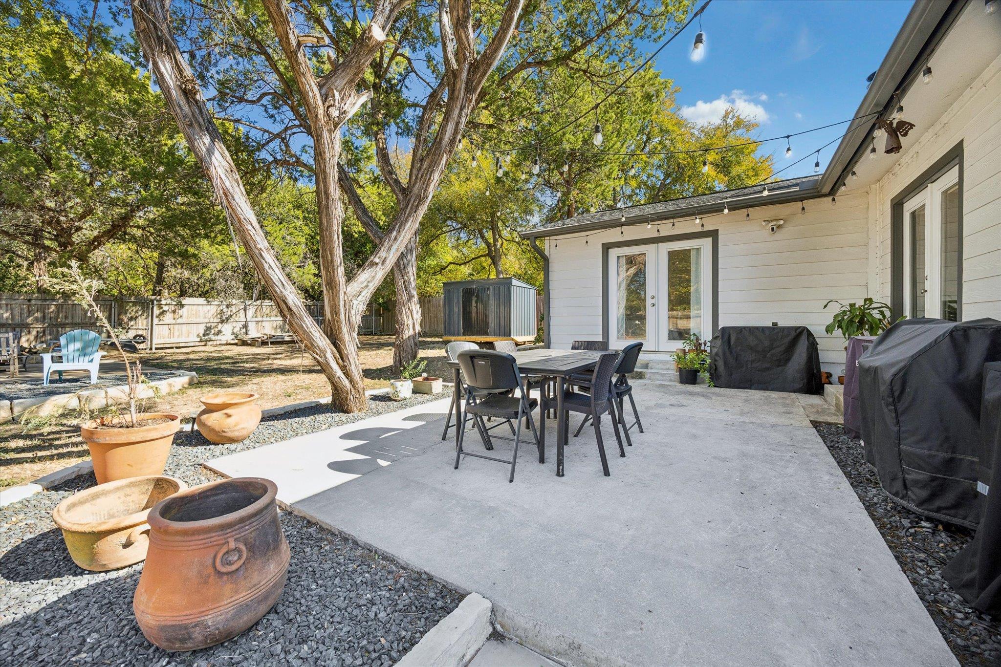 1712 Hamilton St, San Marcos, TX 78666