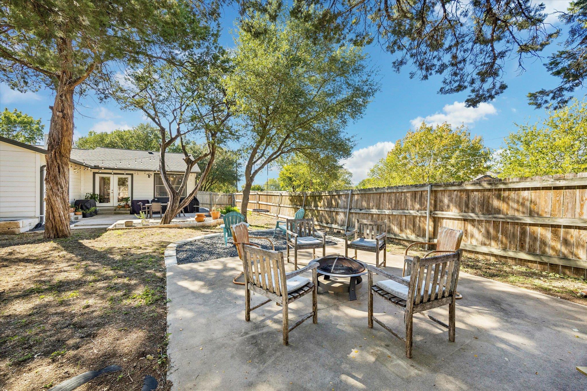 1712 Hamilton St, San Marcos, TX 78666