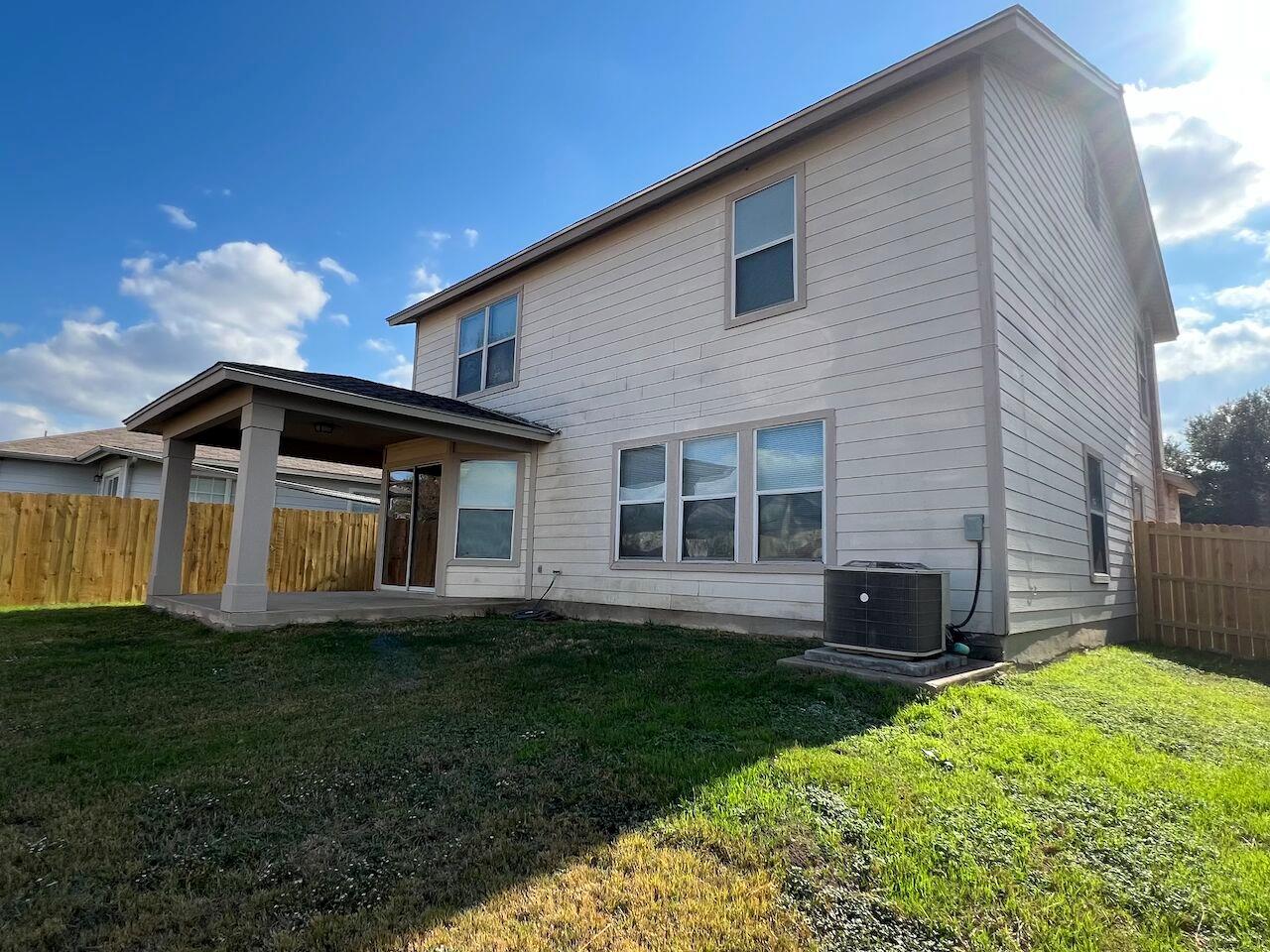 13120 Dearbonne Dr, Del Valle, TX 78617