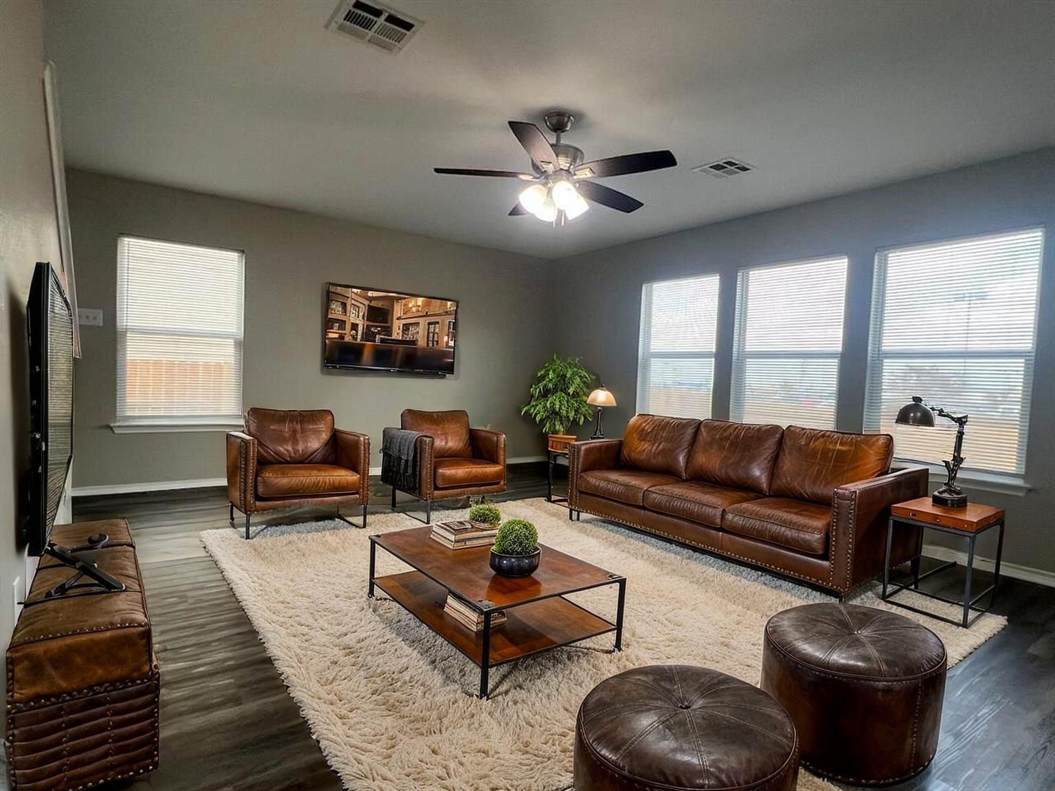 13120 Dearbonne Dr, Del Valle, TX 78617