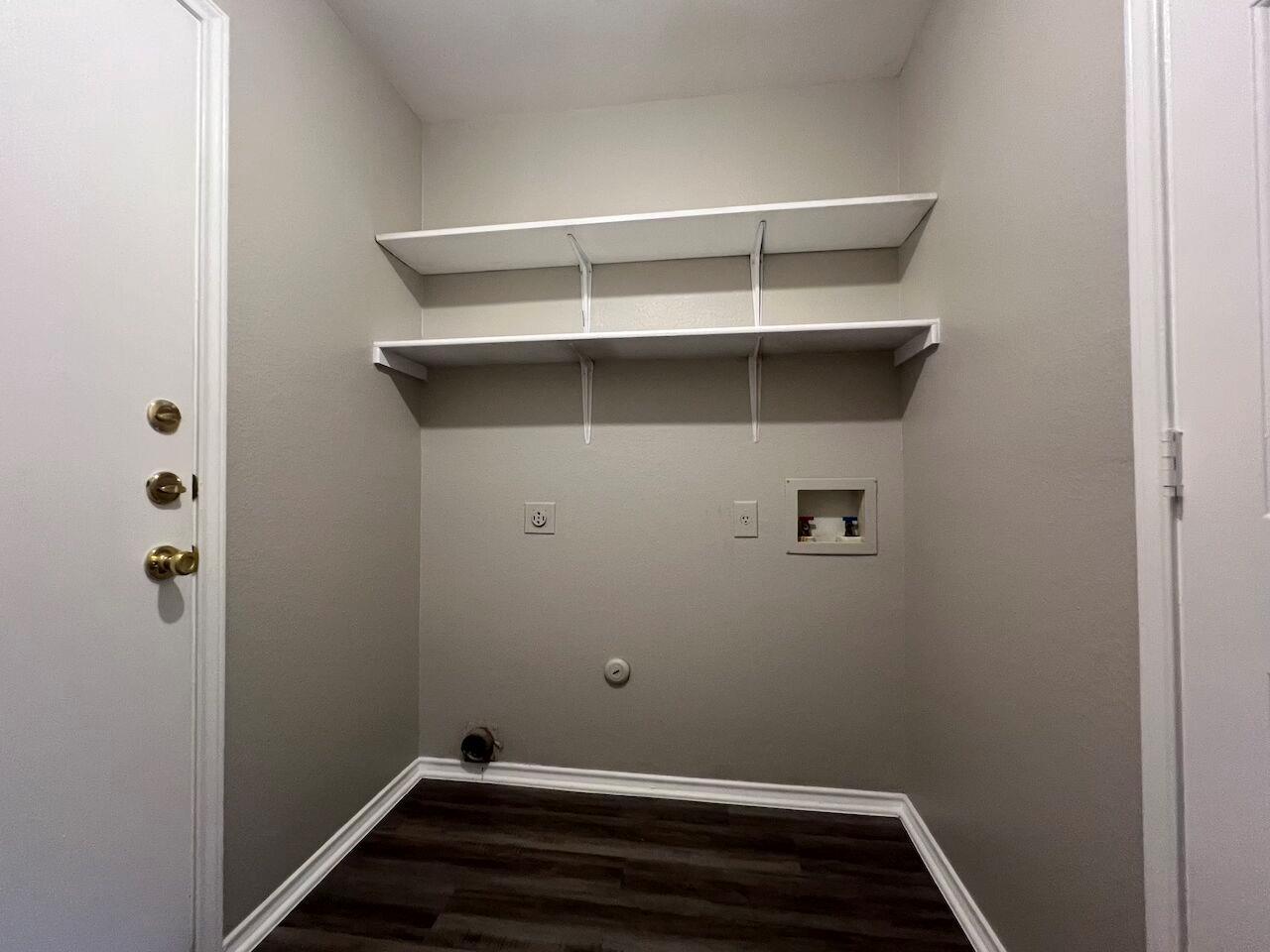 13120 Dearbonne Dr, Del Valle, TX 78617