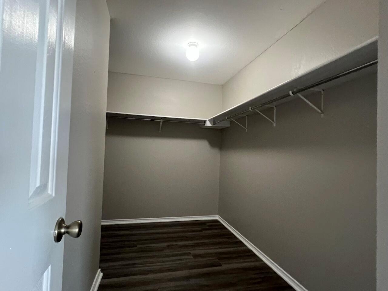 13120 Dearbonne Dr, Del Valle, TX 78617