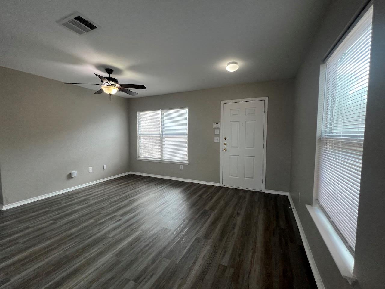 13120 Dearbonne Dr, Del Valle, TX 78617