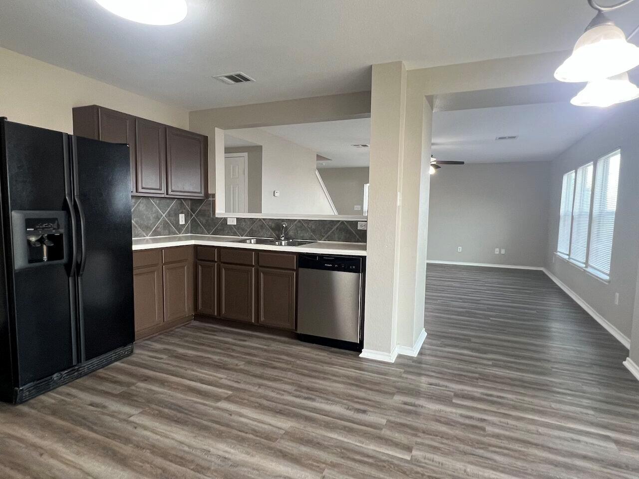 13120 Dearbonne Dr, Del Valle, TX 78617