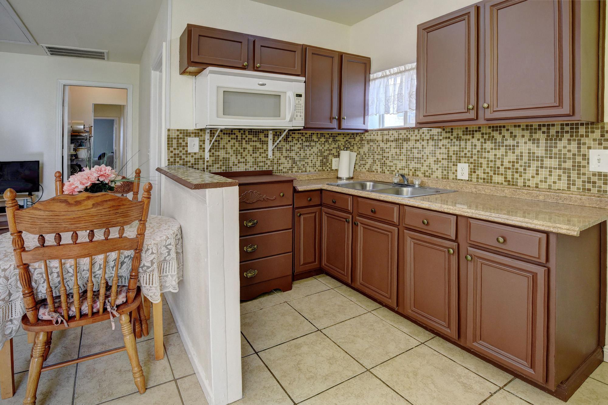 226 Maldonado Trl, Del Valle, TX 78617