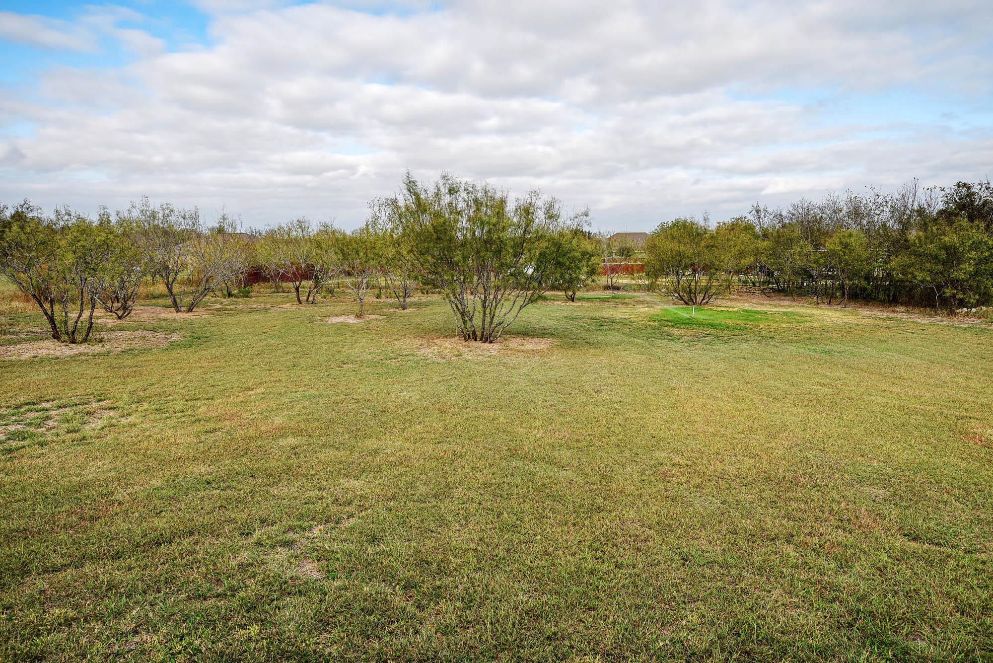 226 Maldonado Trl, Del Valle, TX 78617