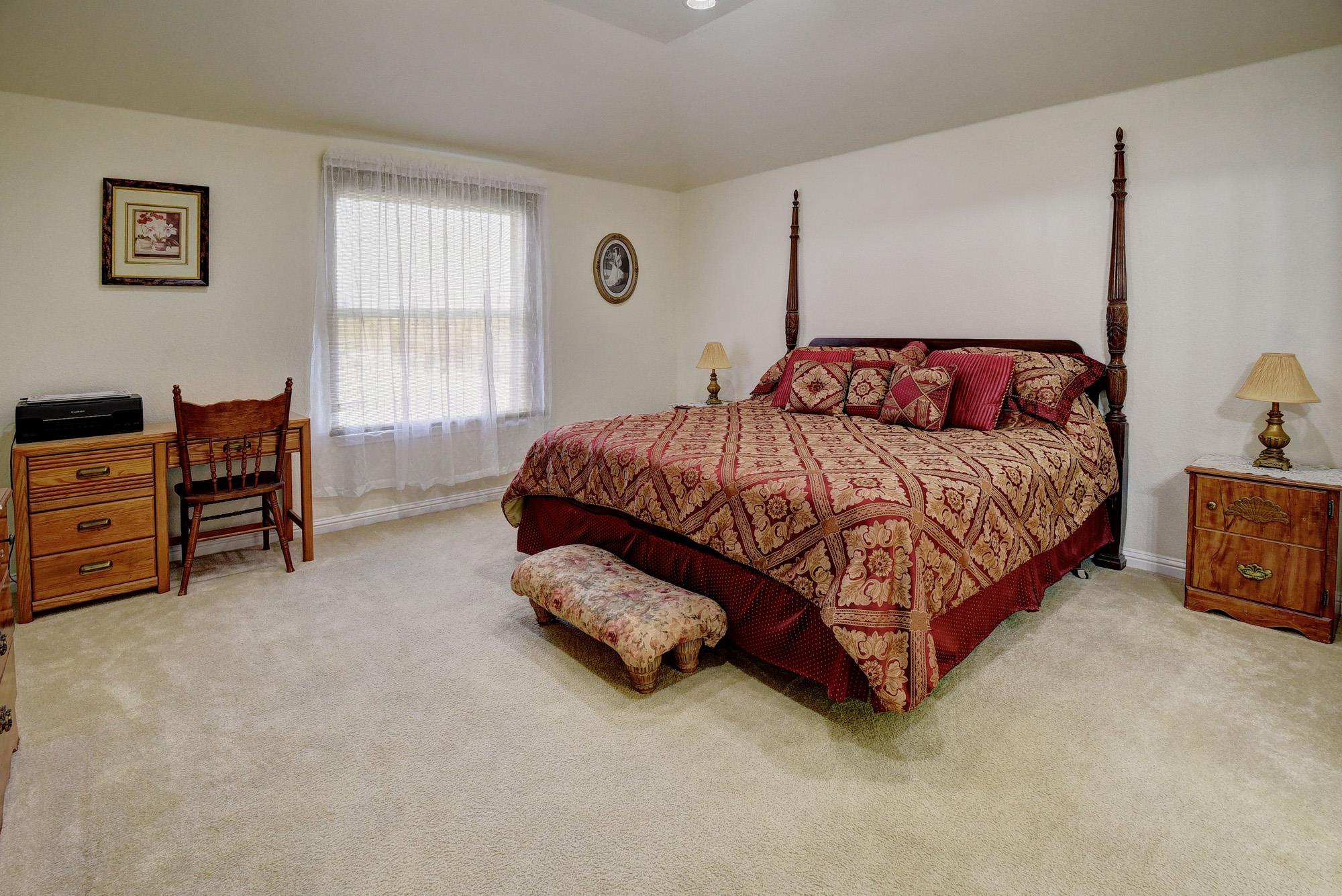 226 Maldonado Trl, Del Valle, TX 78617