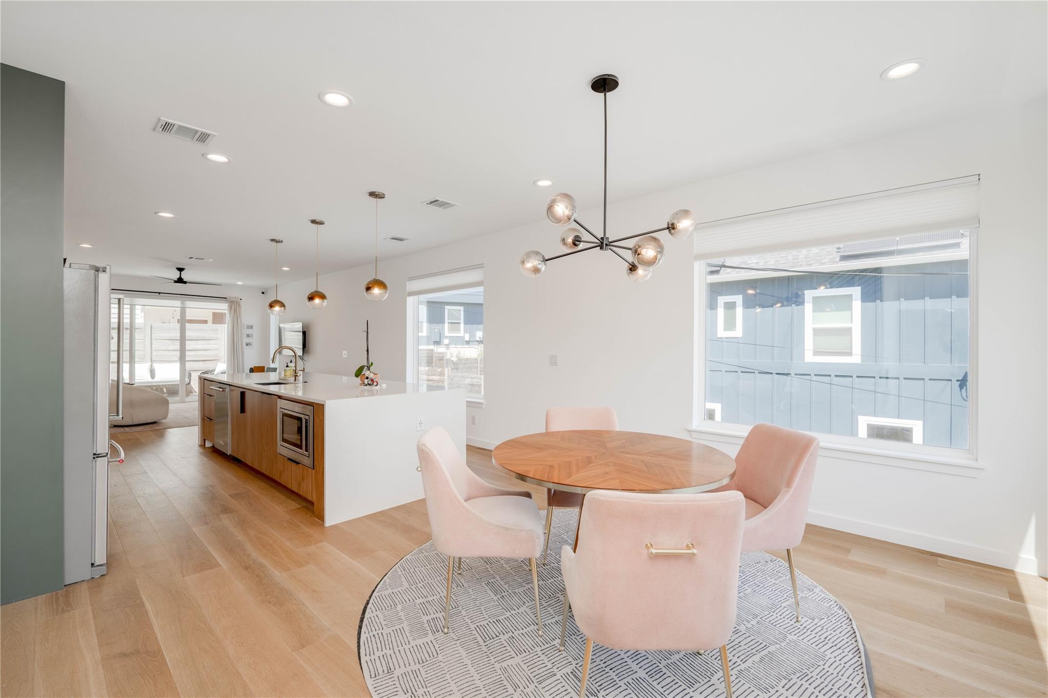 1208 Luna St # 1, Austin, TX 78721