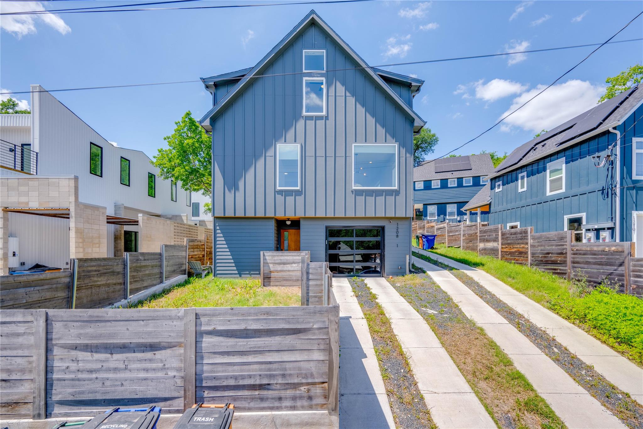 1208 Luna St # 1, Austin, TX 78721