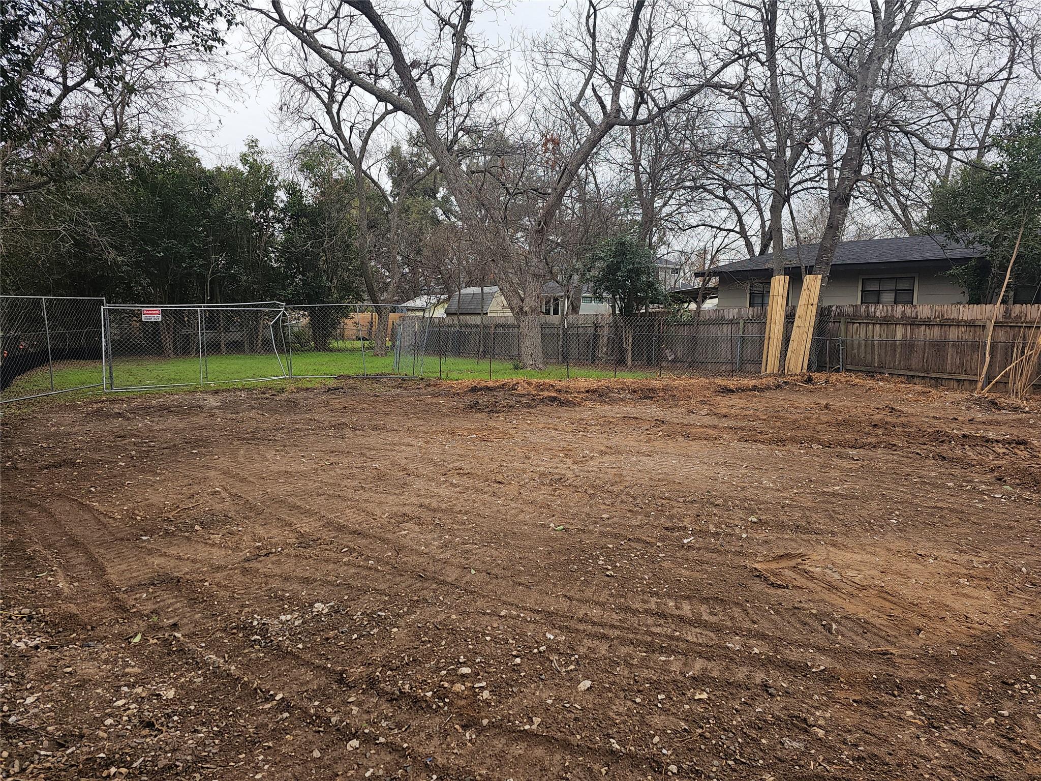 1101 Romeria Dr, Austin, TX 78757