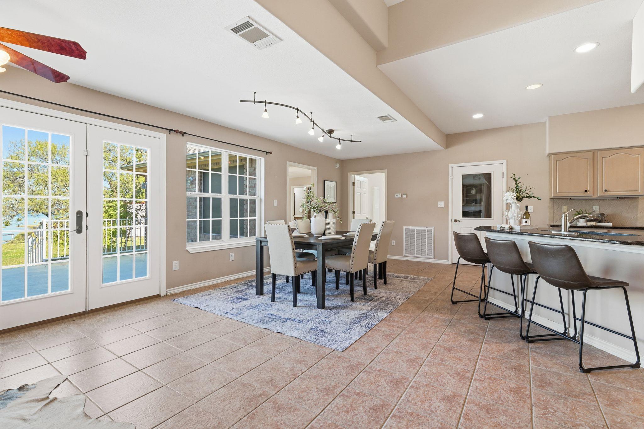 200 Apache Trail St, Burnet, TX 78611