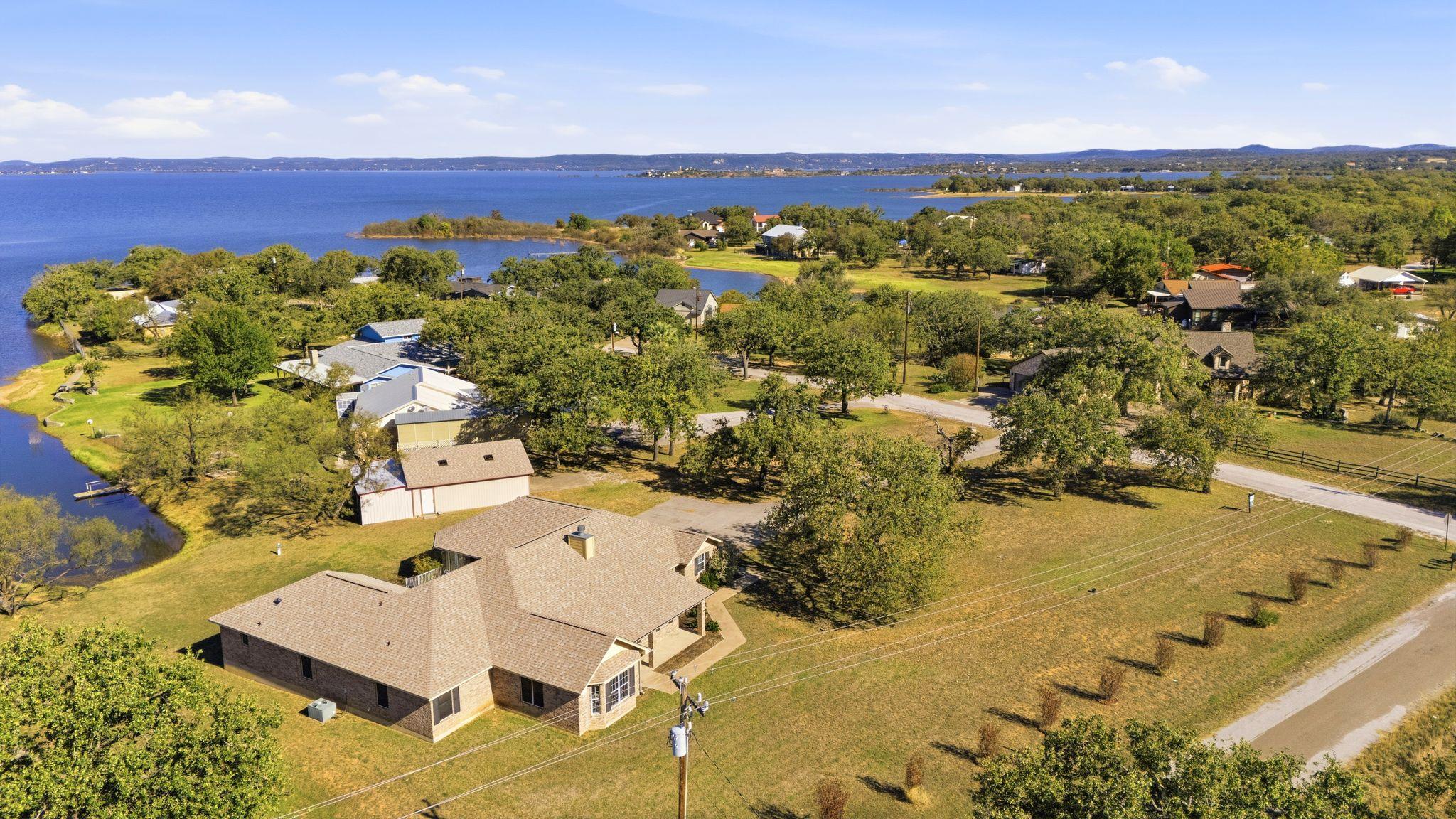 200 Apache Trail St, Burnet, TX 78611