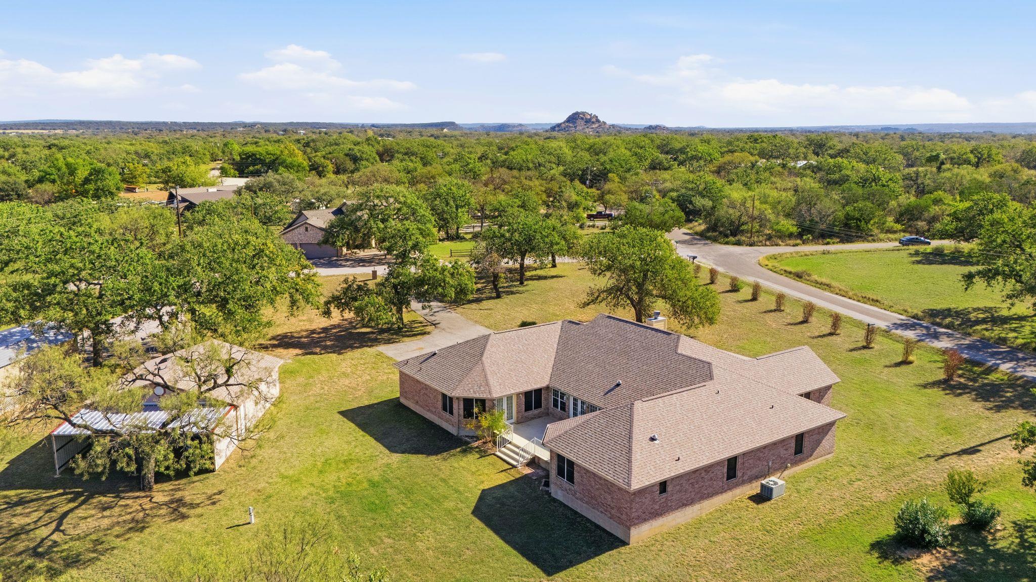 200 Apache Trail St, Burnet, TX 78611