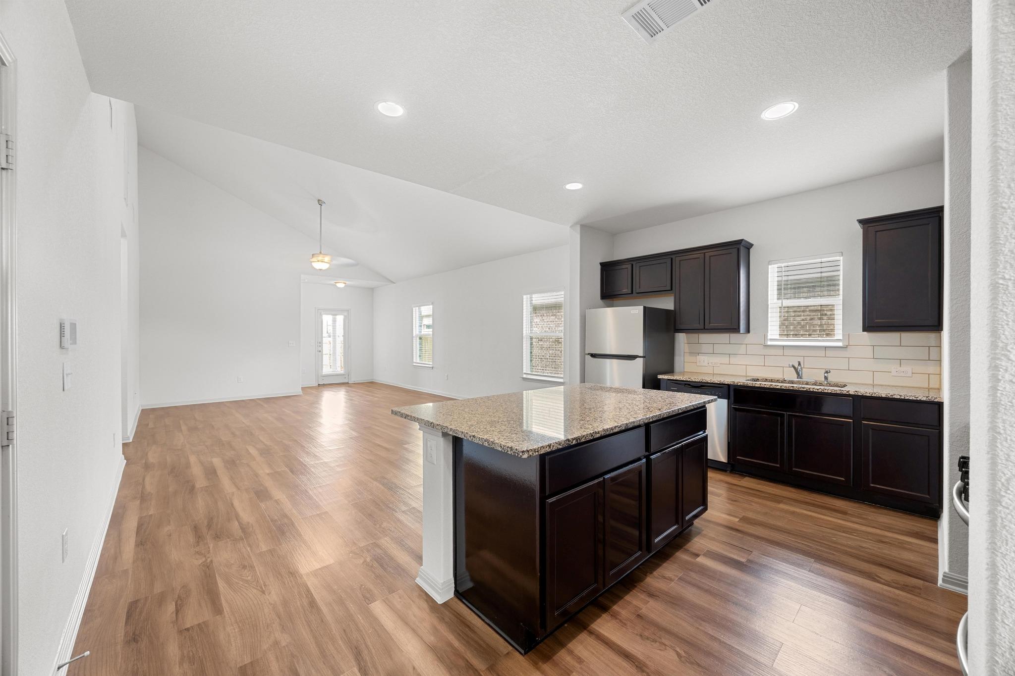 356 Shiner Ln, Georgetown, TX 78626