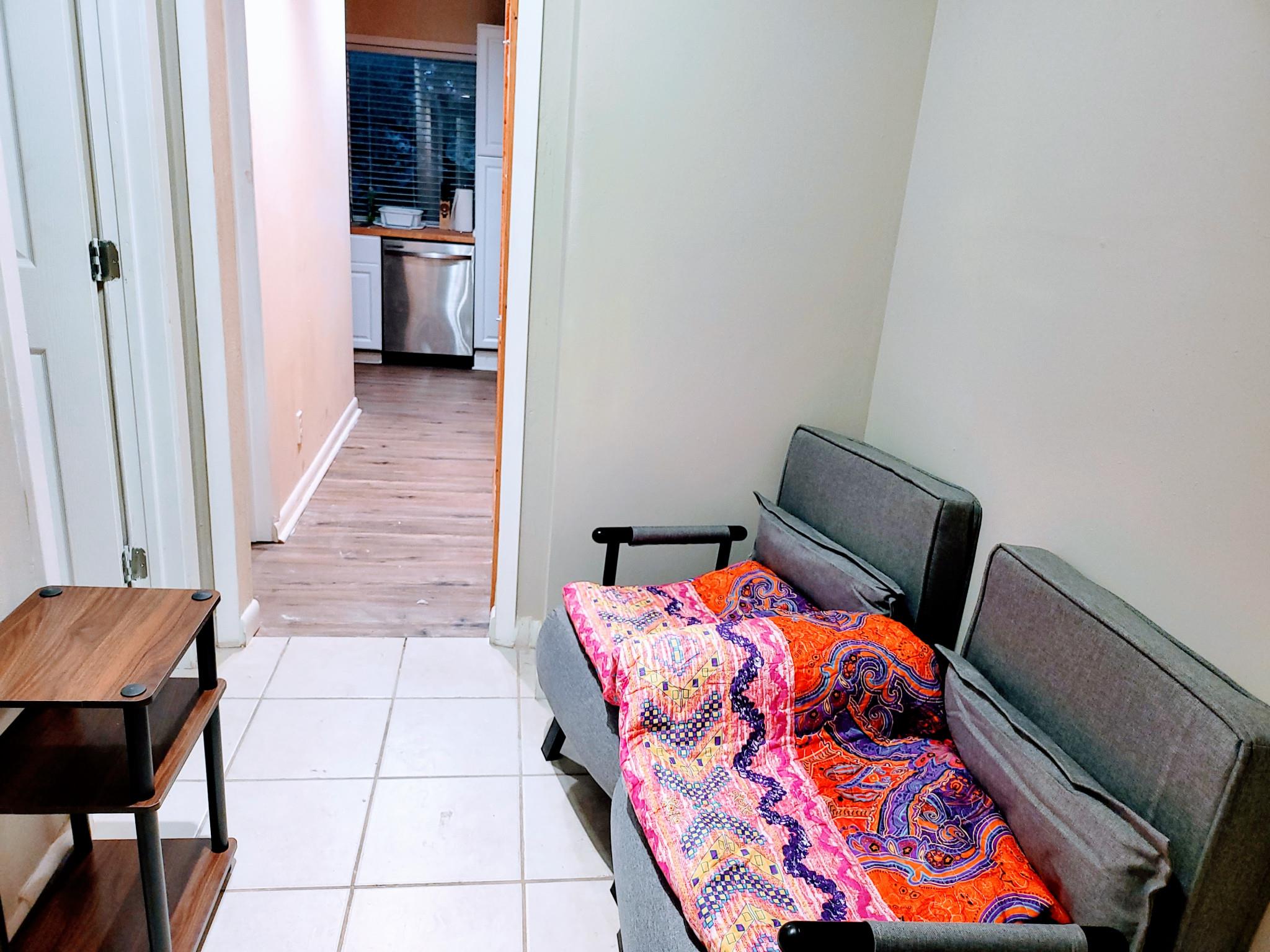 10045 Woodland Village Dr # B, Austin, TX 78750