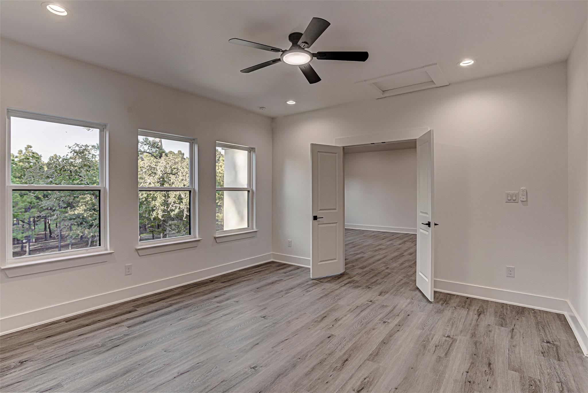 128 Nugget Ln, Bastrop, TX 78602