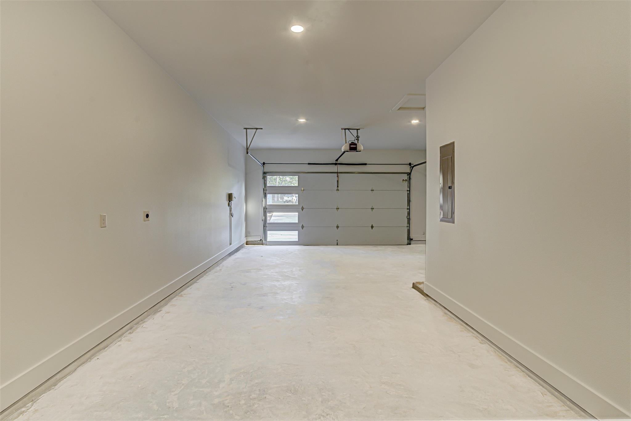 128 Nugget Ln, Bastrop, TX 78602