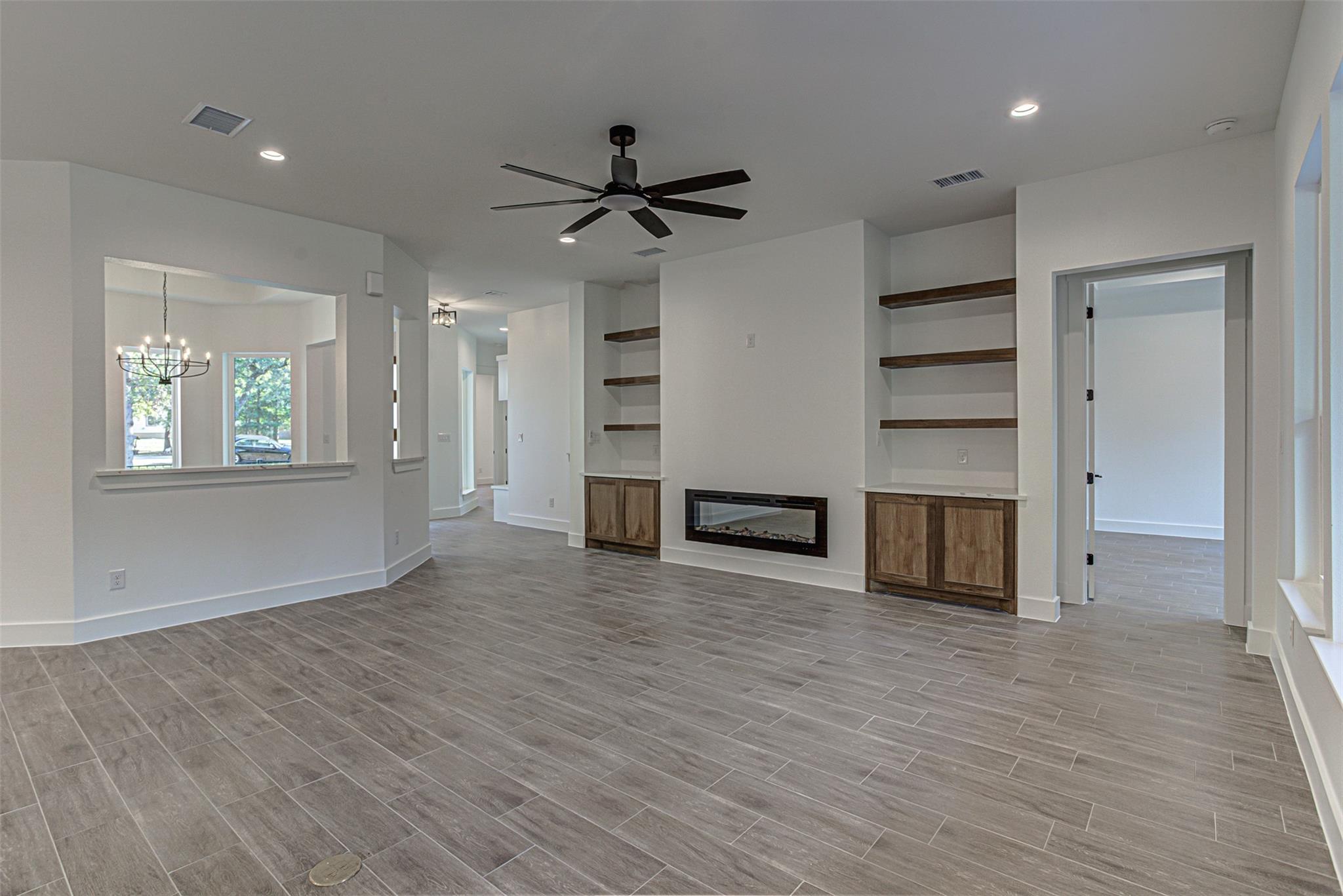 128 Nugget Ln, Bastrop, TX 78602