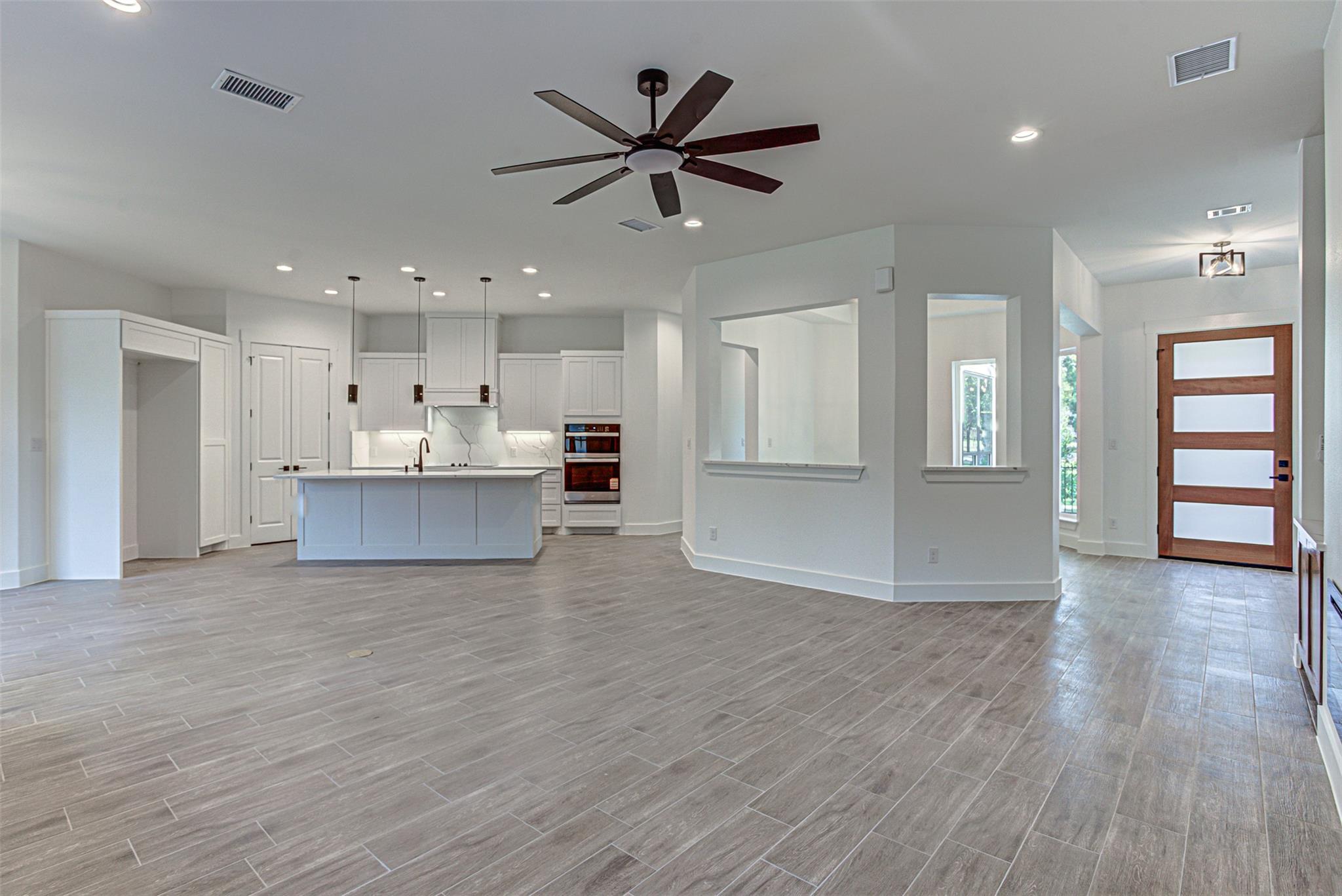 128 Nugget Ln, Bastrop, TX 78602