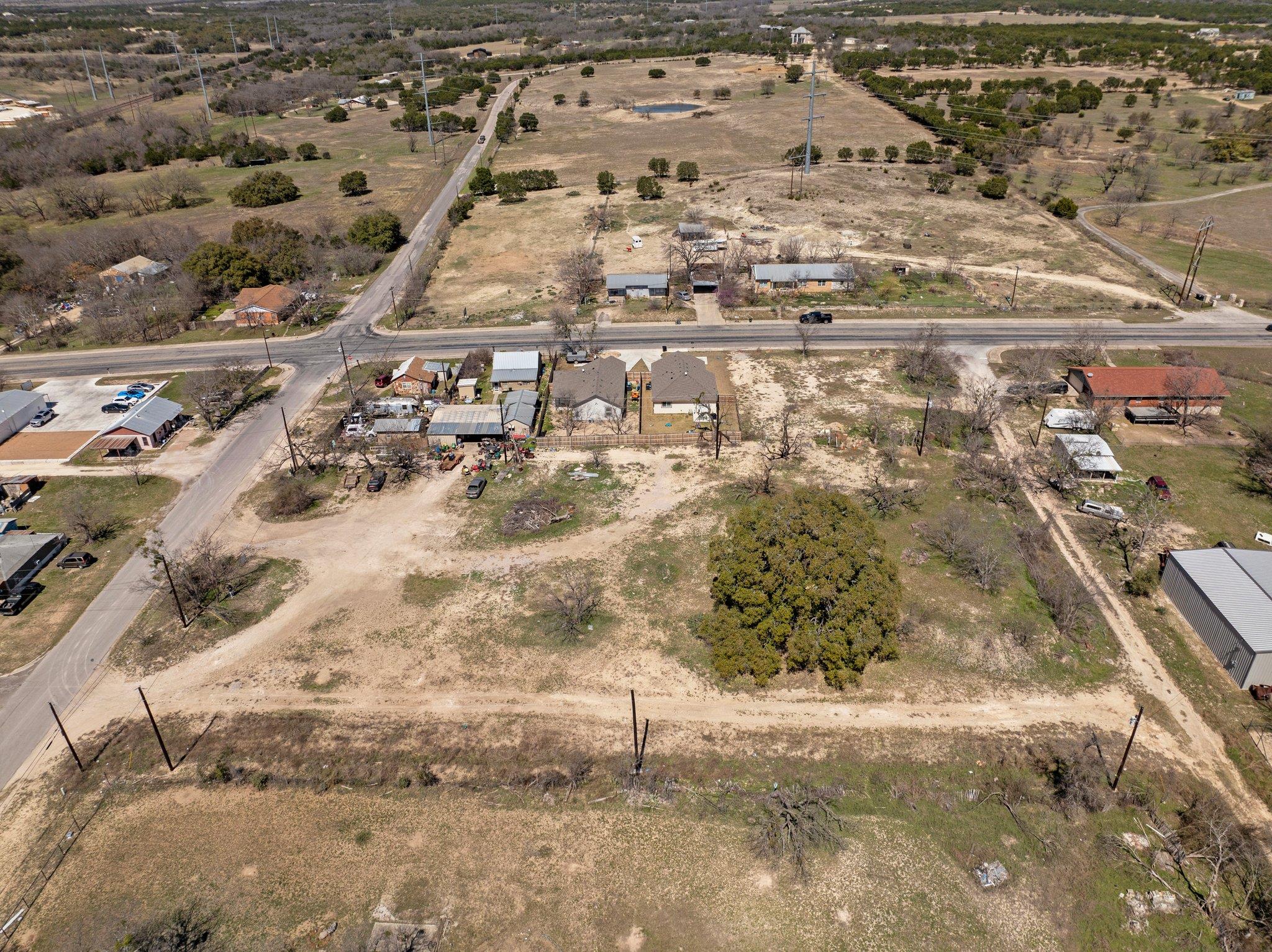 LOT: 1-2-3-4-5-6 BLK: 5 A EAST AVE i Ave, Lampasas, TX 76550