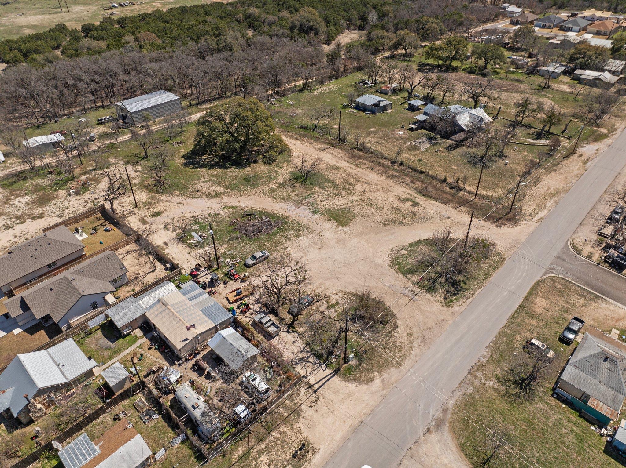 LOT: 1-2-3-4-5-6 BLK: 5 A EAST AVE i Ave, Lampasas, TX 76550