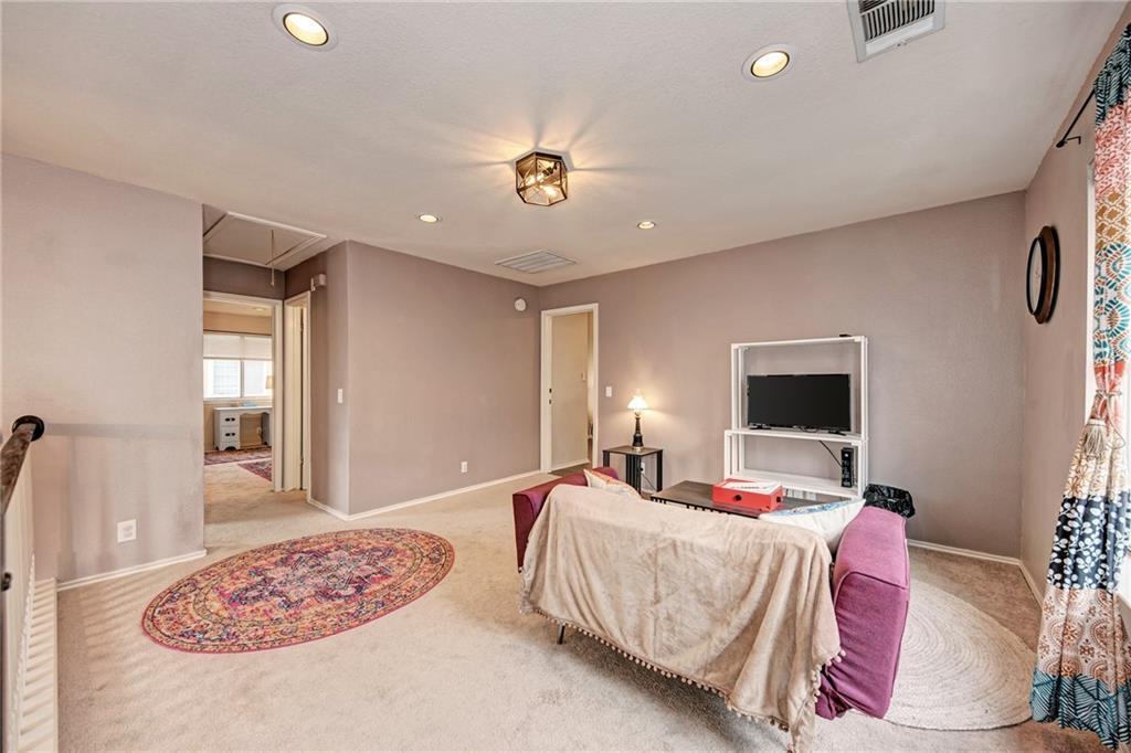 1813 White Oak Loop, Round Rock, TX 78681